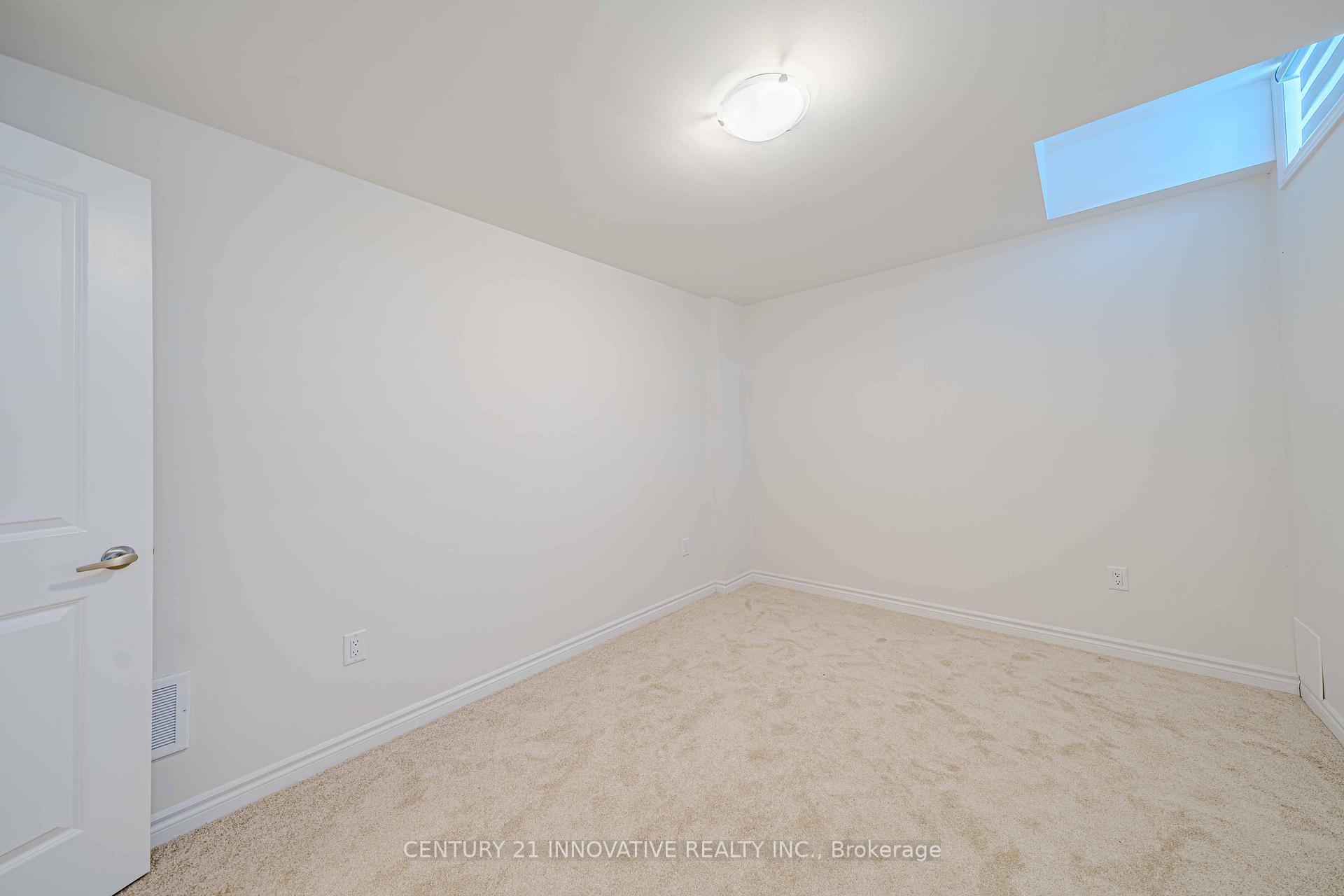 Photo 19 of Unit Basement, 137 Terry Fox Drive, Barrie, Rural Barrie Southeast — HOMEH