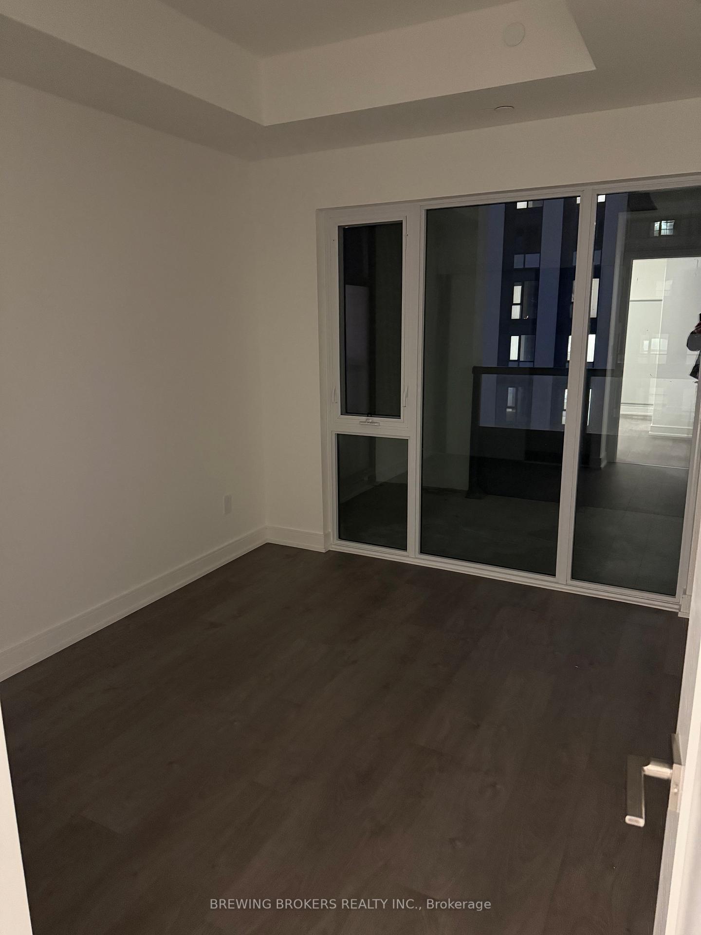 Photo 10 of Unit B710, 715 Davis Drive, Newmarket, Huron Heights-Leslie Valley — HOMEH