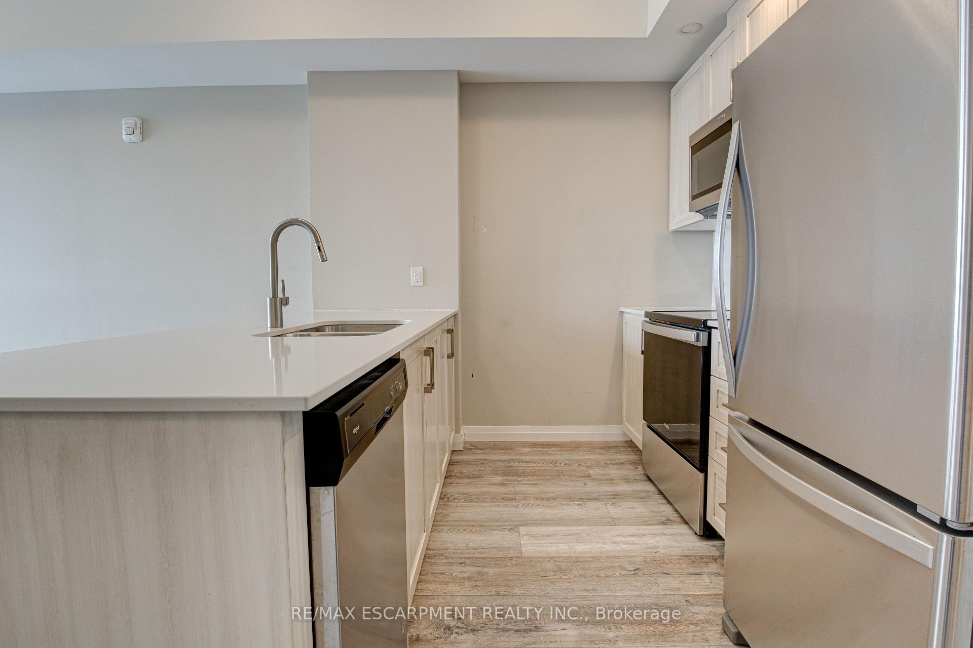 Photo 5 of Unit 1007, 108 Garment Street, Waterloo — HOMEH