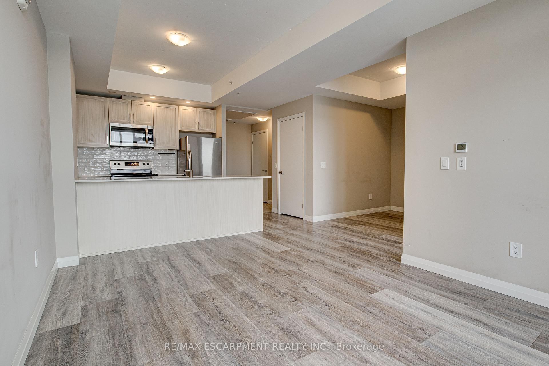 Photo 14 of Unit 1007, 108 Garment Street, Waterloo — HOMEH