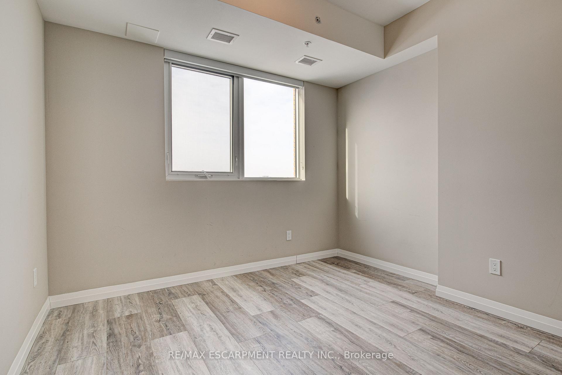 Photo 16 of Unit 1007, 108 Garment Street, Waterloo — HOMEH