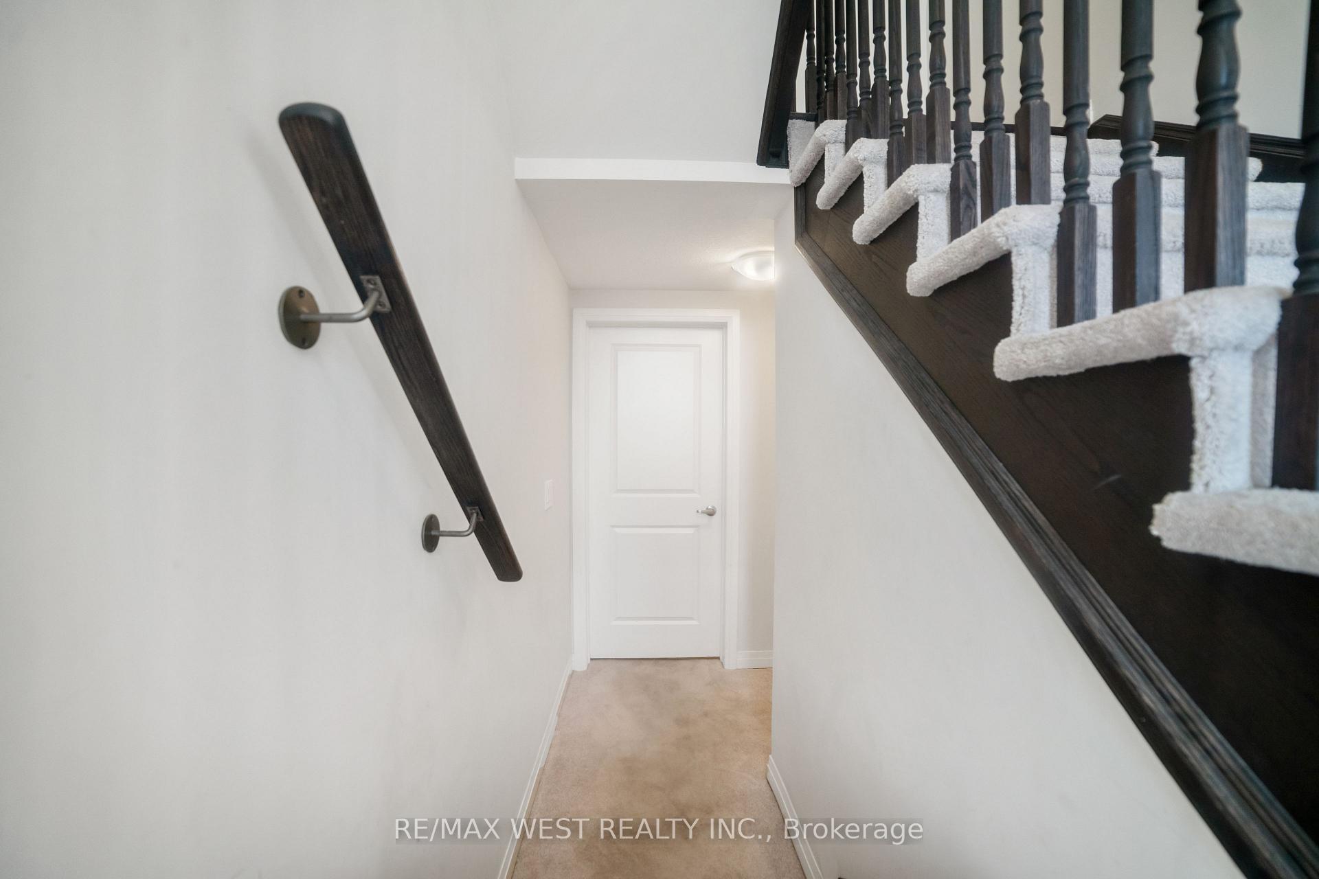 Photo 21 of 297 Bismark Drive, Cambridge — HOMEH