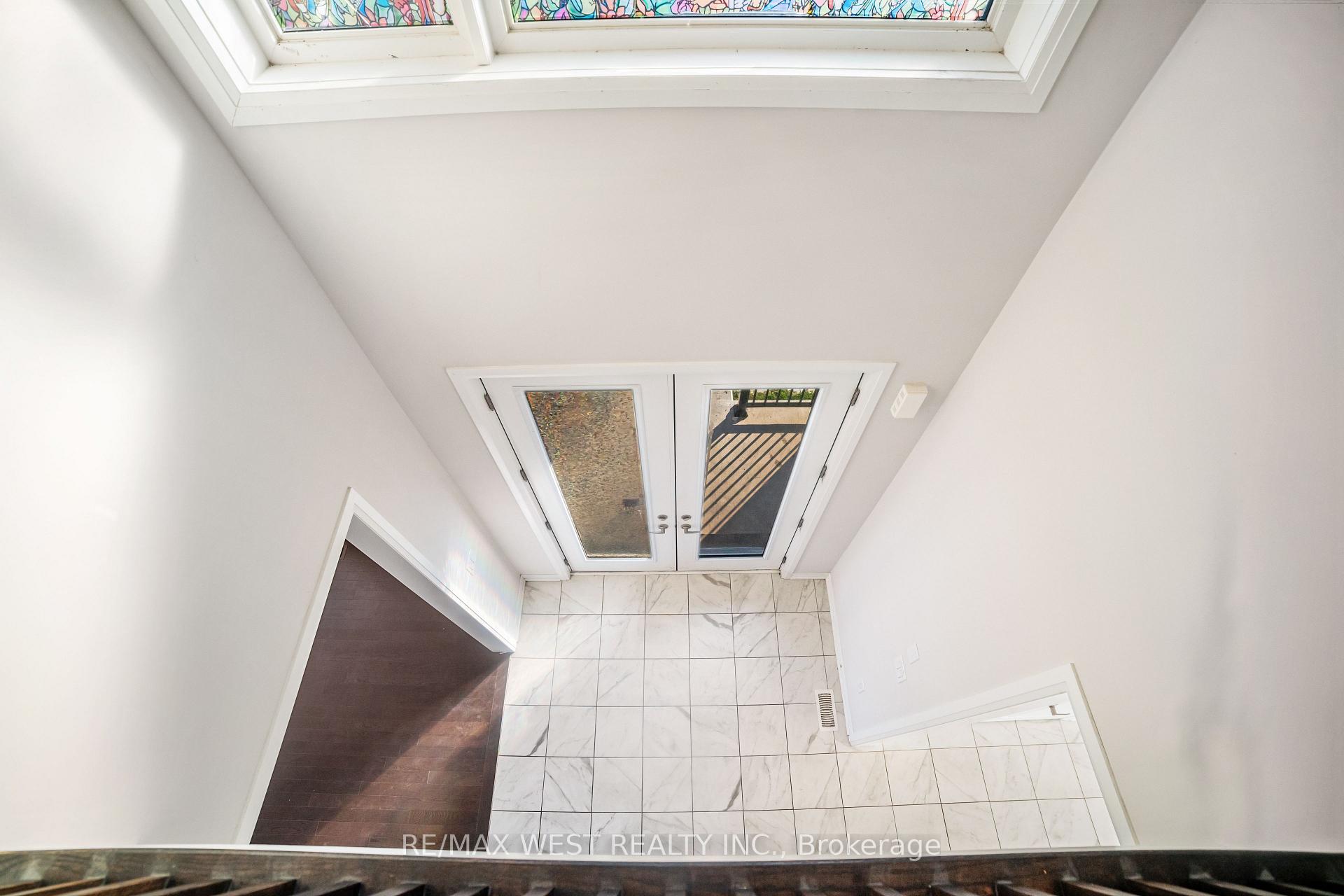 Photo 23 of 297 Bismark Drive, Cambridge — HOMEH