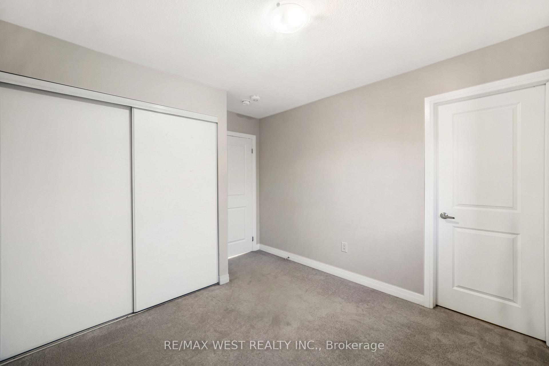 Photo 20 of 297 Bismark Drive, Cambridge — HOMEH