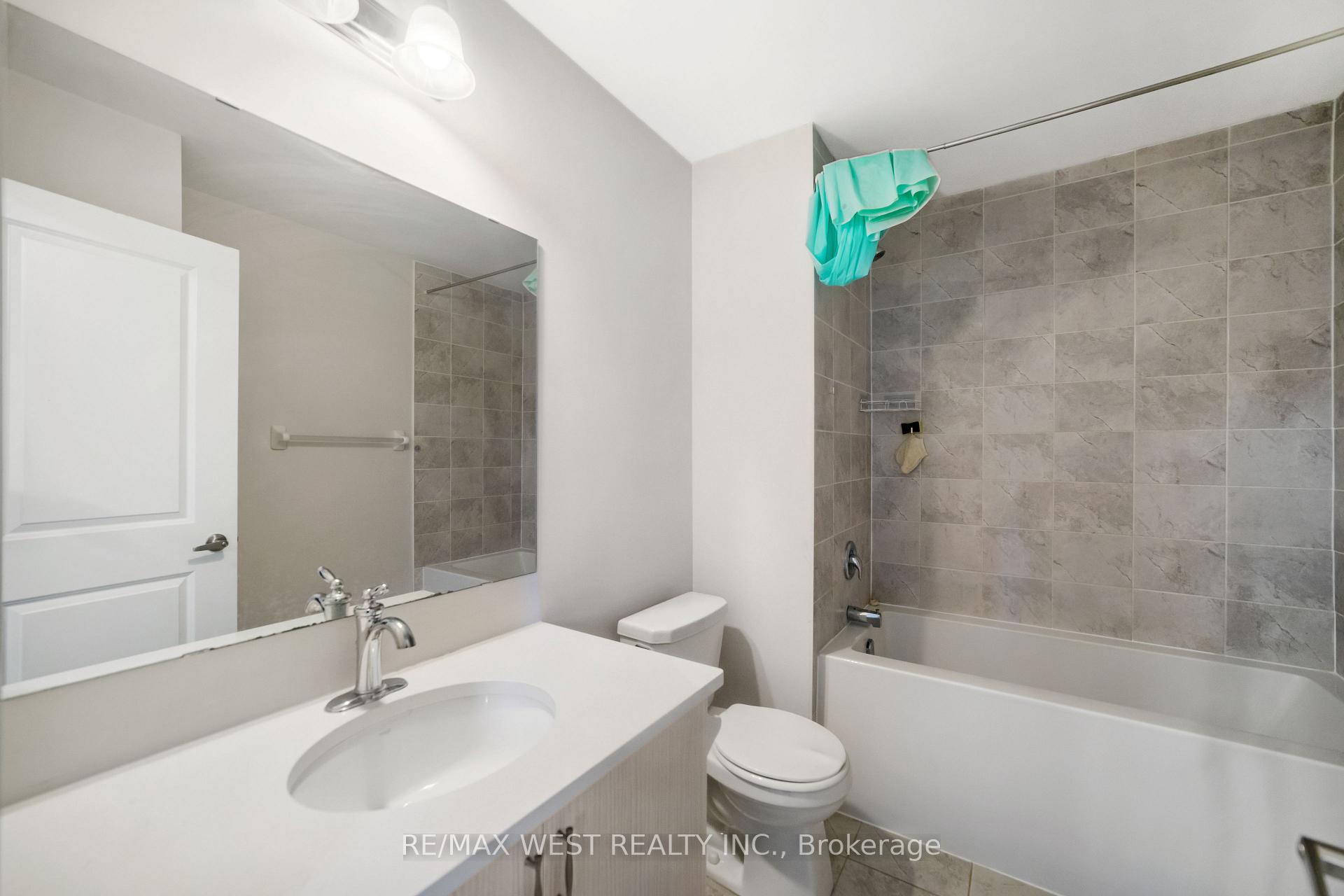 Photo 47 of 297 Bismark Drive, Cambridge — HOMEH