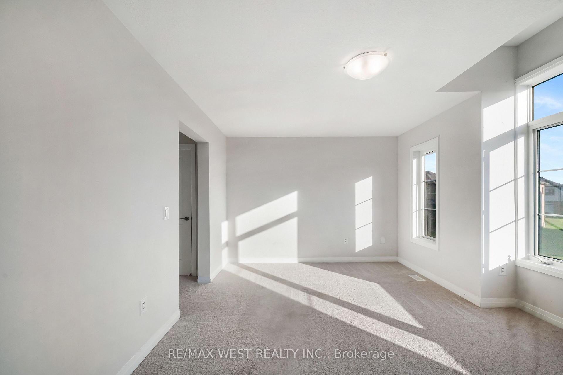 Photo 30 of 297 Bismark Drive, Cambridge — HOMEH