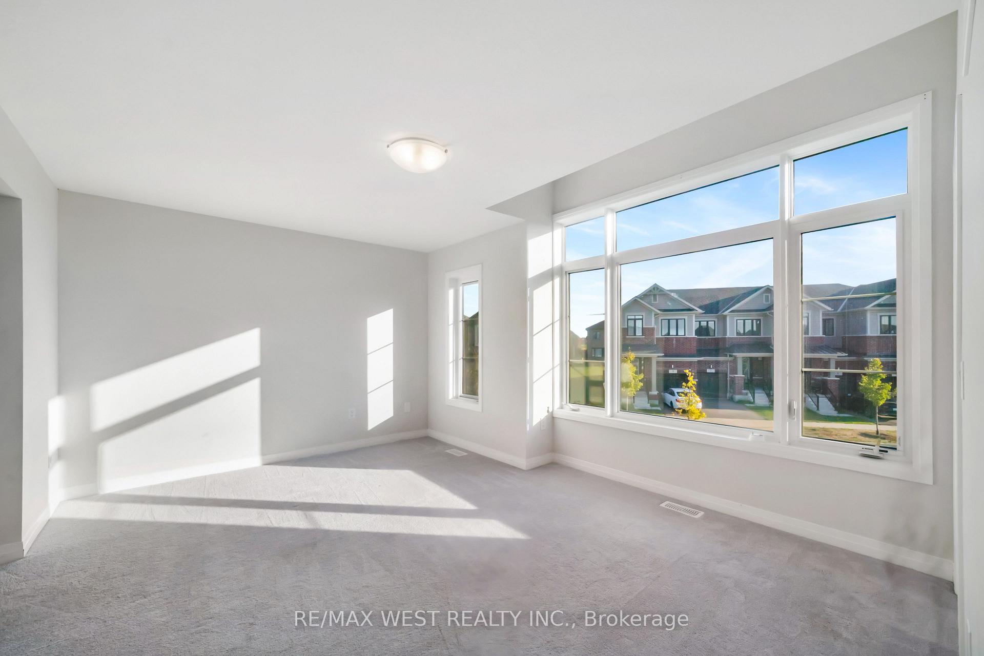 Photo 31 of 297 Bismark Drive, Cambridge — HOMEH