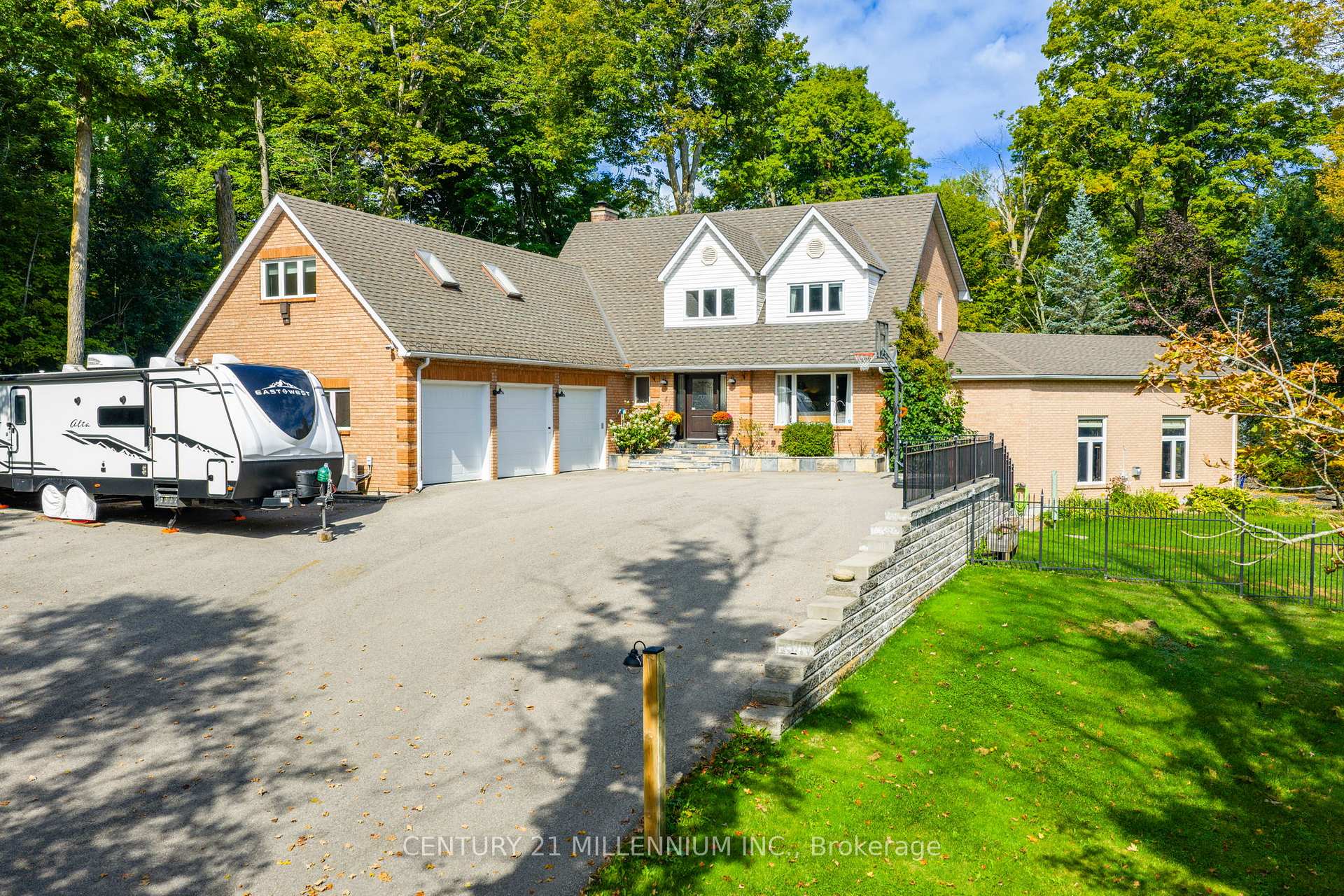 Photo 1 of 7 Erinwood Drive, Erin, Rural Erin — HOMEH
