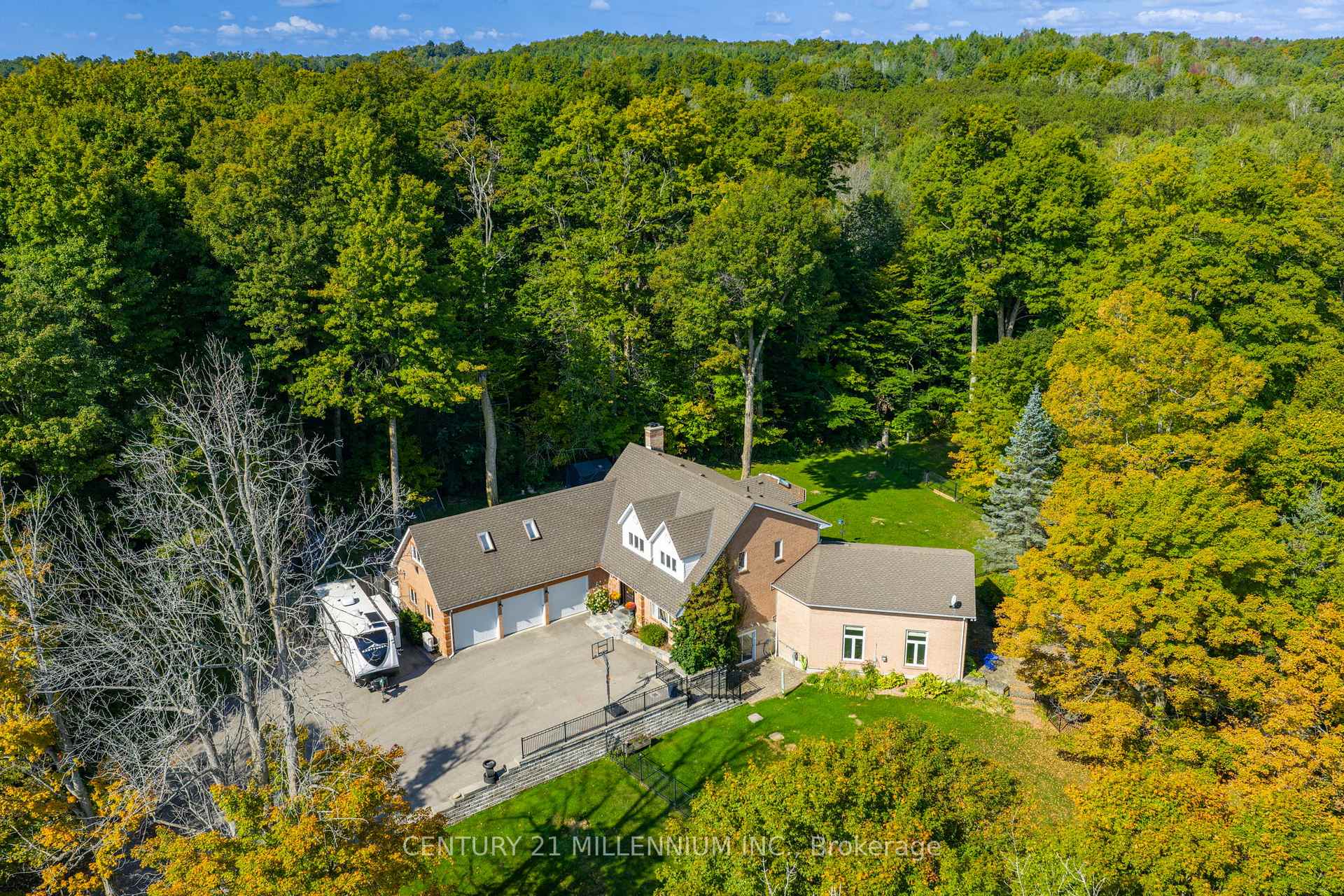 Photo 6 of 7 Erinwood Drive, Erin, Rural Erin — HOMEH