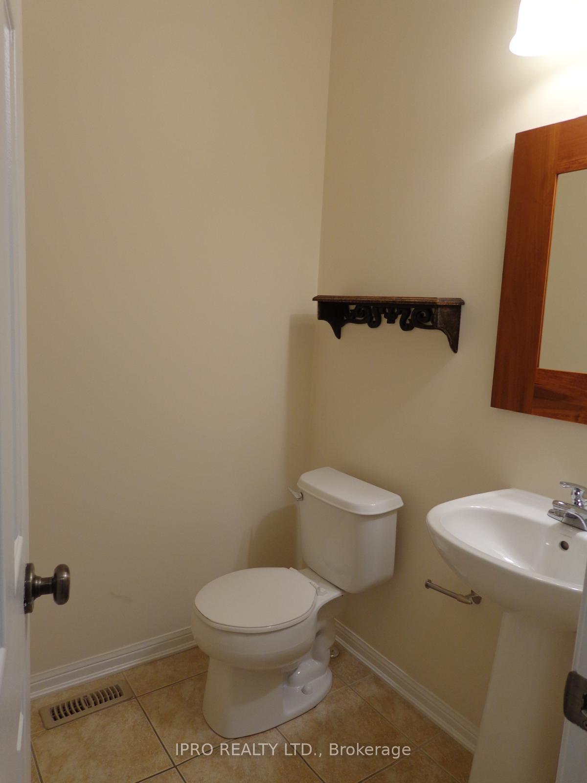 Photo 9 of 3263 Mccurdy Court, Burlington, Alton — HOMEH