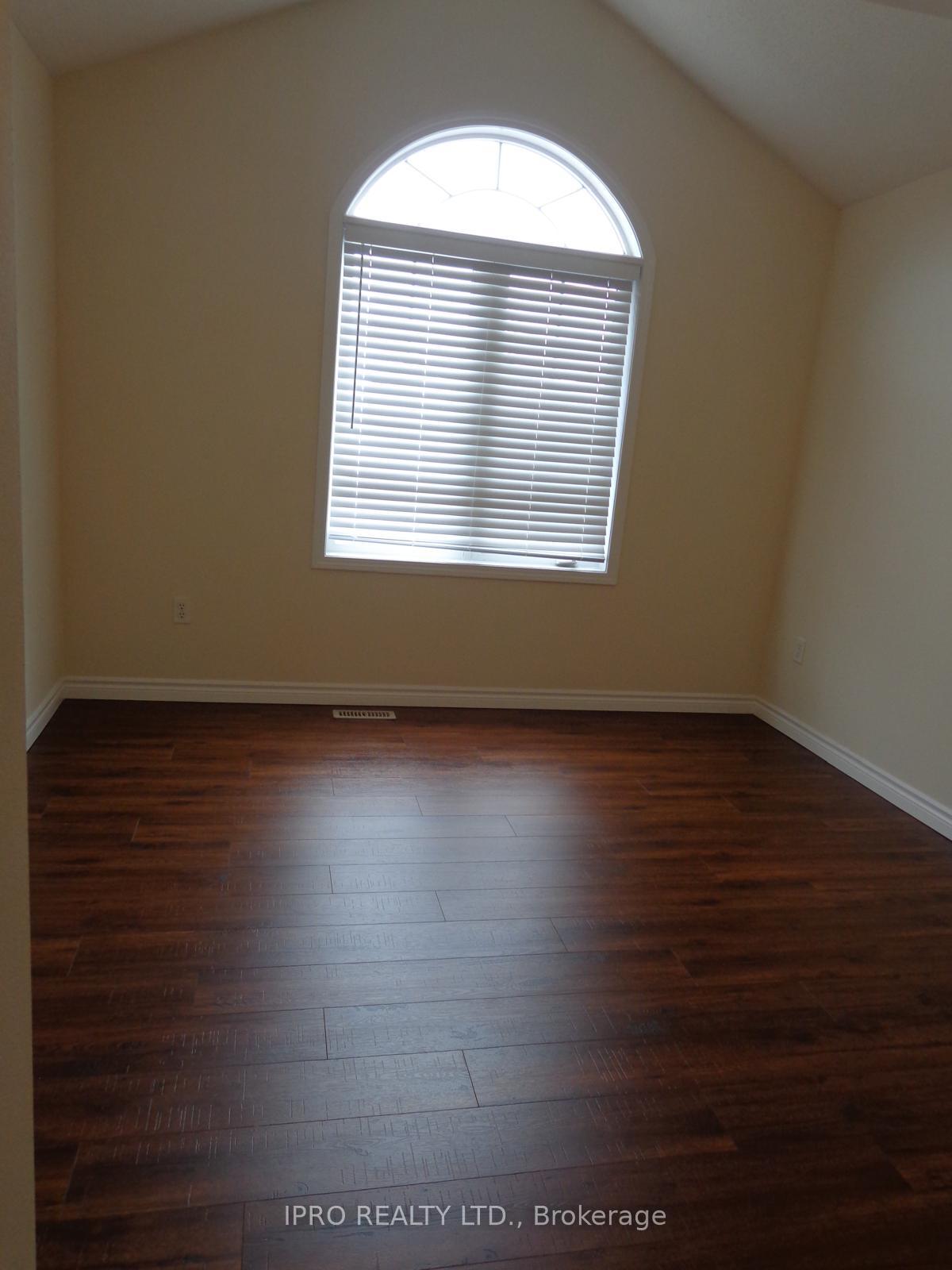 Photo 19 of 3263 Mccurdy Court, Burlington, Alton — HOMEH