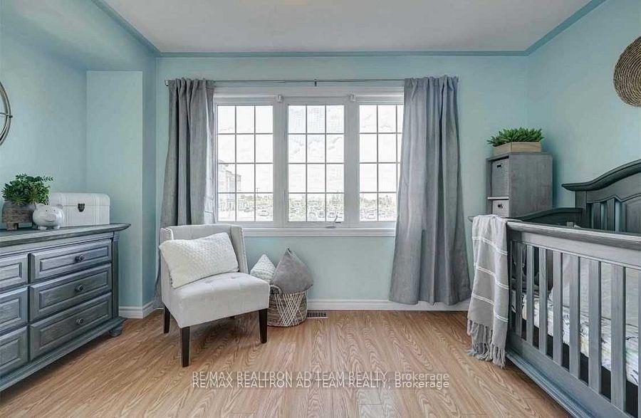 Photo 14 of 23 Cooperage Lane, Ajax, Central — HOMEH