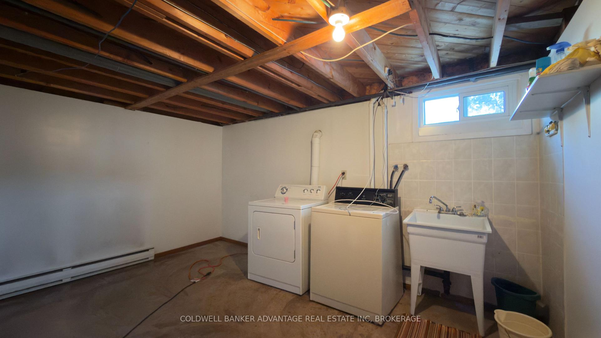 Photo 38 of 987 Steele Street, Port Colborne, Main Street — HOMEH