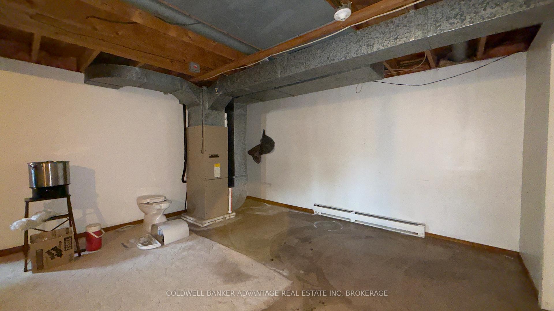 Photo 20 of 987 Steele Street, Port Colborne, Main Street — HOMEH