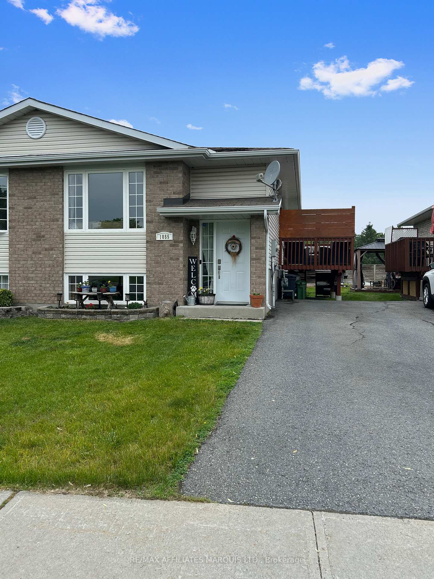 Photo 1 of 1855 Cumberland Street, Cornwall — HOMEH