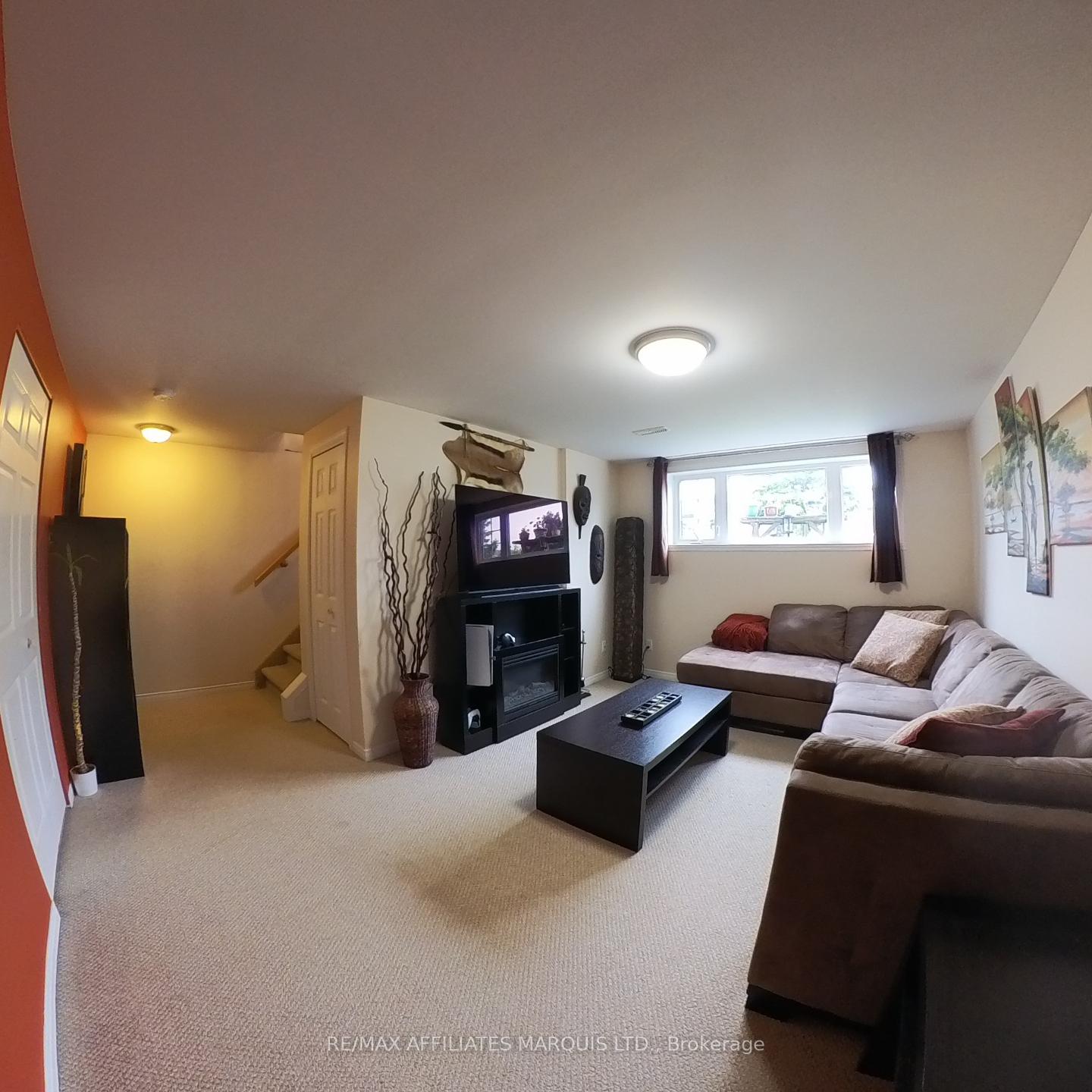 Photo 9 of 1855 Cumberland Street, Cornwall — HOMEH