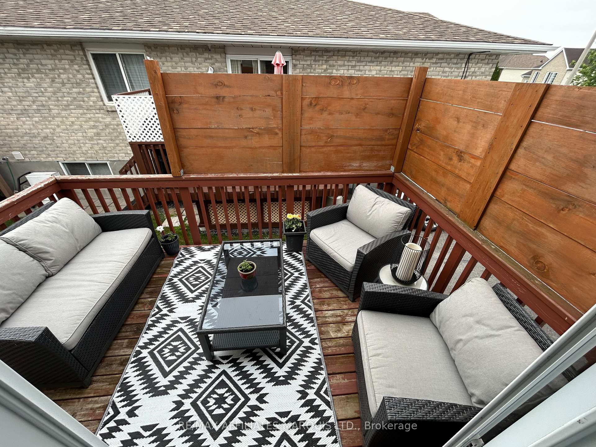 Photo 14 of 1855 Cumberland Street, Cornwall — HOMEH