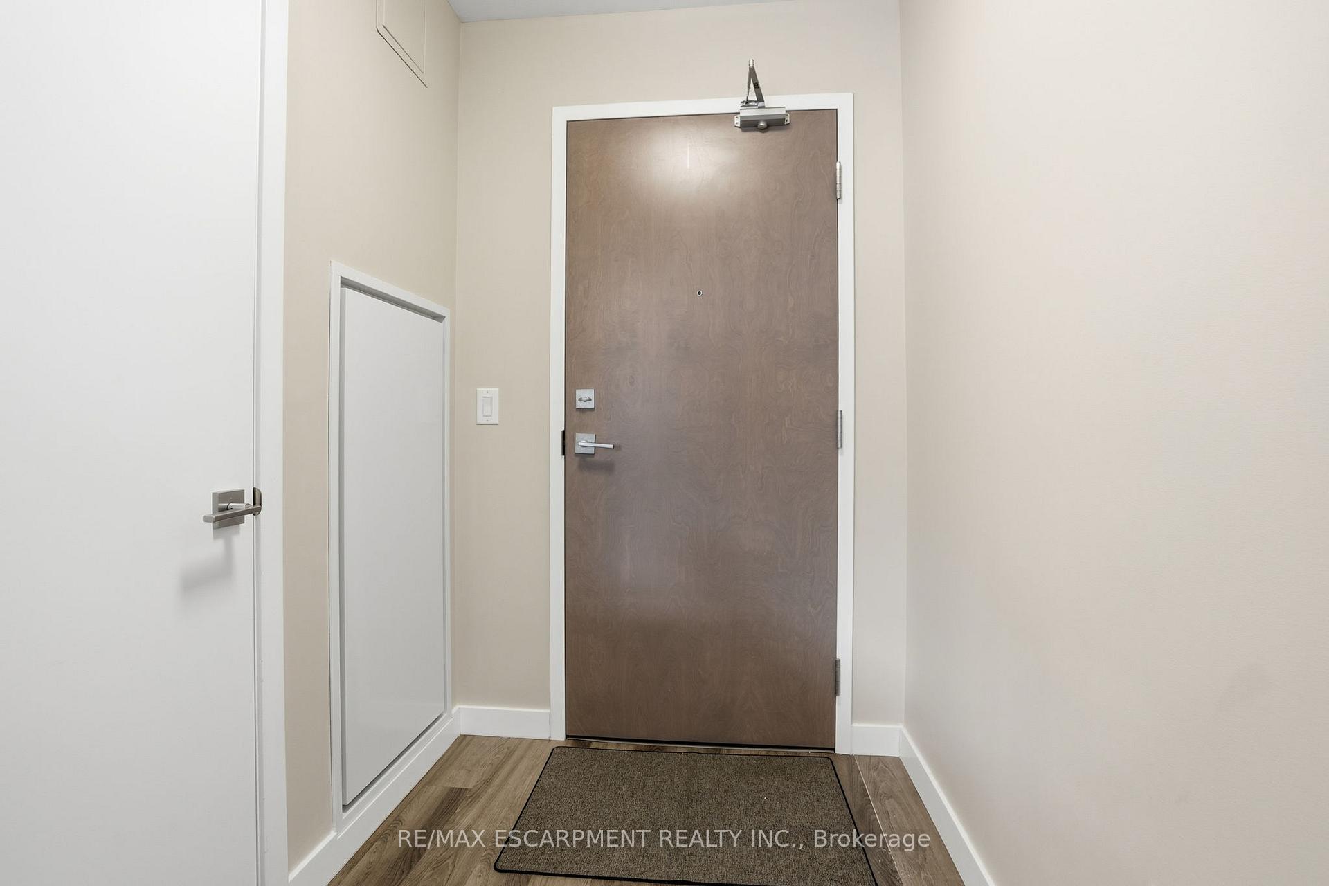 Photo 5 of Unit 308, 455 Charlton Avenue, Hamilton, Stinson — HOMEH