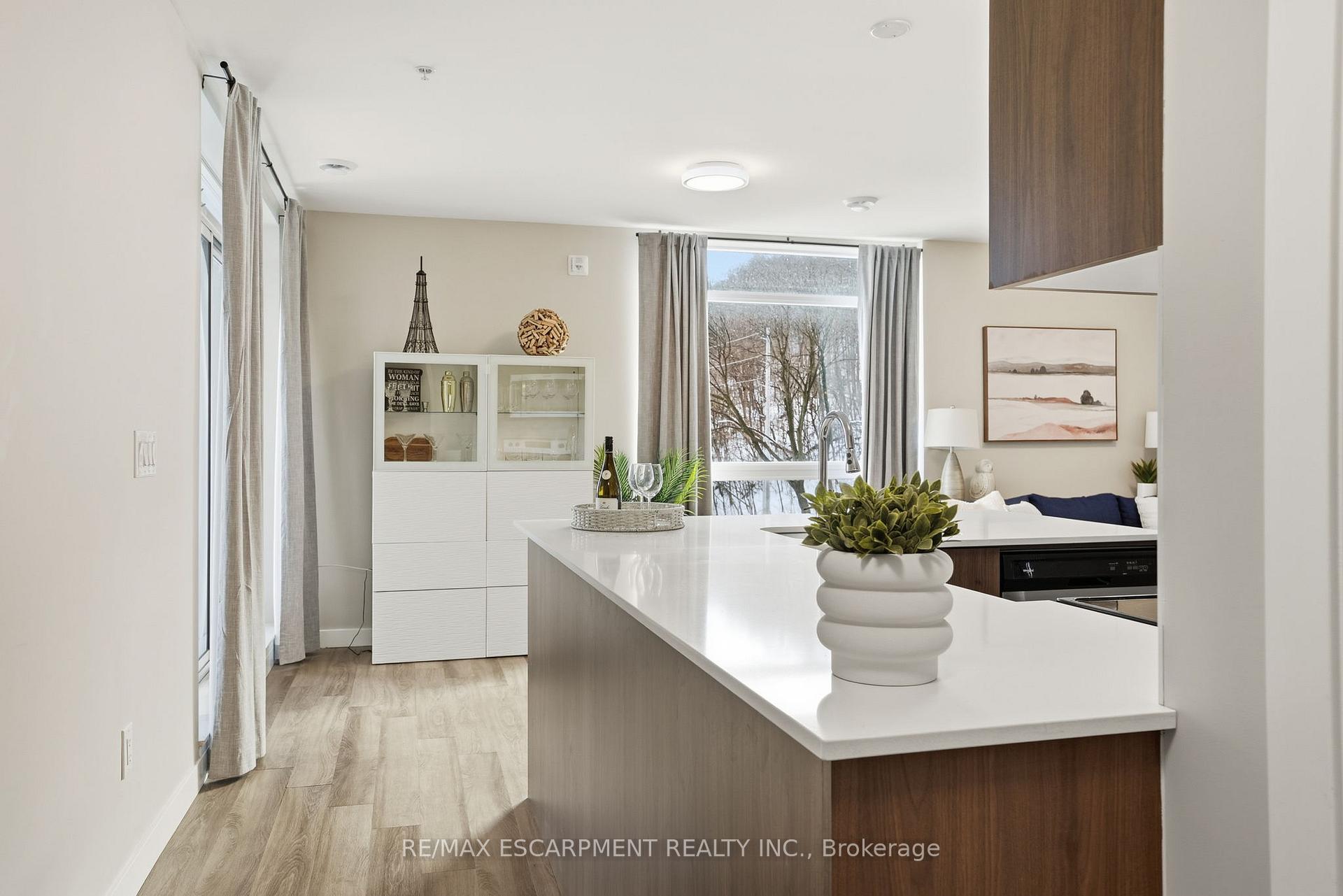Photo 28 of Unit 308, 455 Charlton Avenue, Hamilton, Stinson — HOMEH