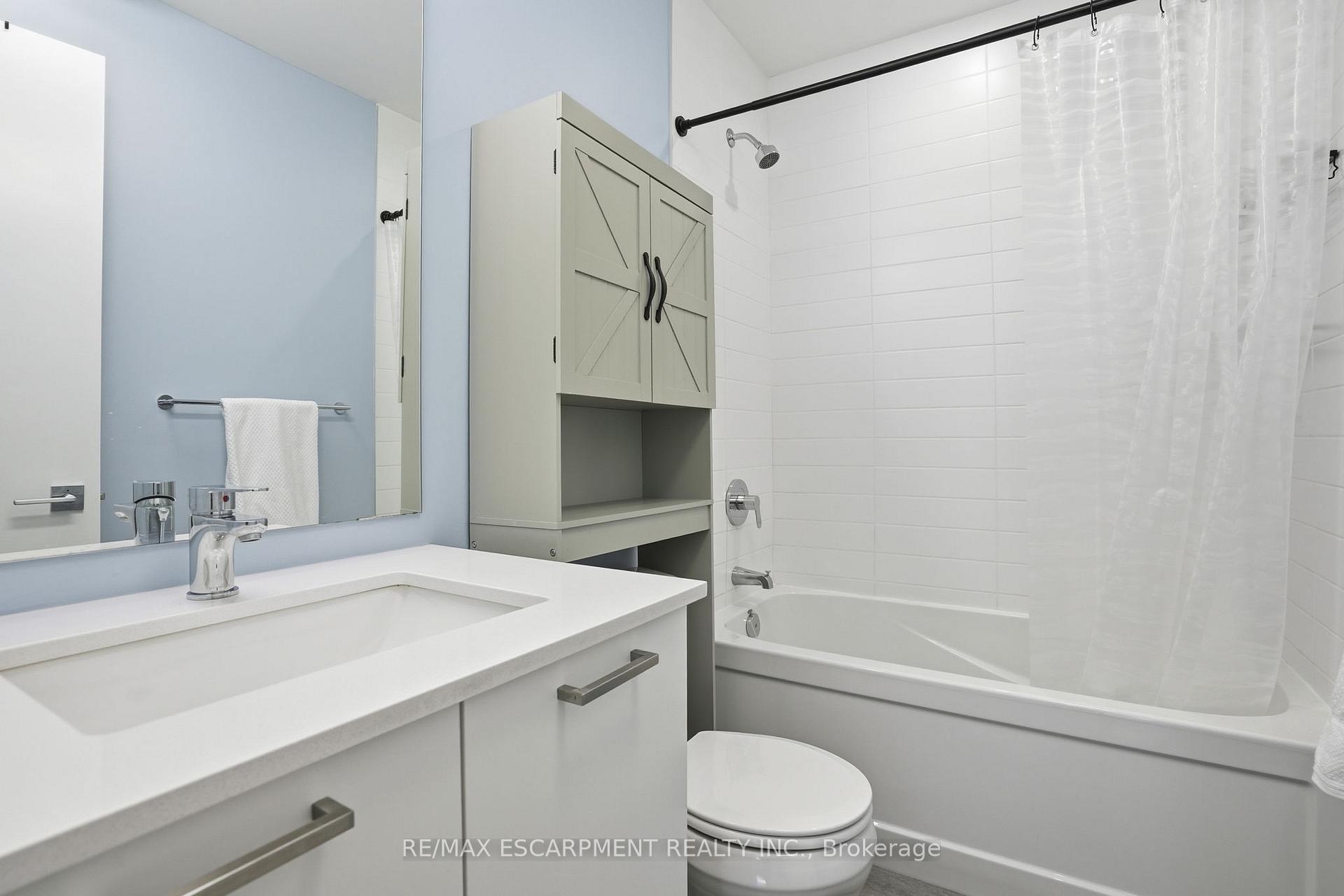 Photo 9 of Unit 308, 455 Charlton Avenue, Hamilton, Stinson — HOMEH