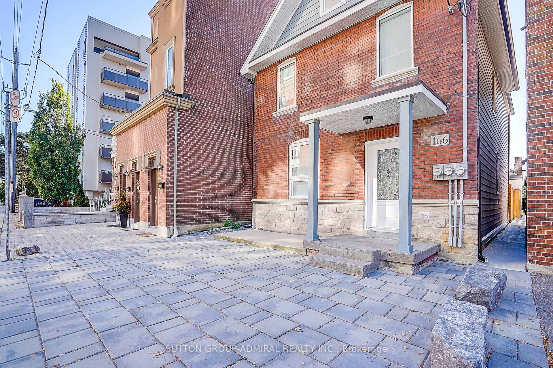 Photo 5 of Unit Main & Basement, 166 Vaughan Road, Toronto, Humewood-Cedarvale — HOMEH