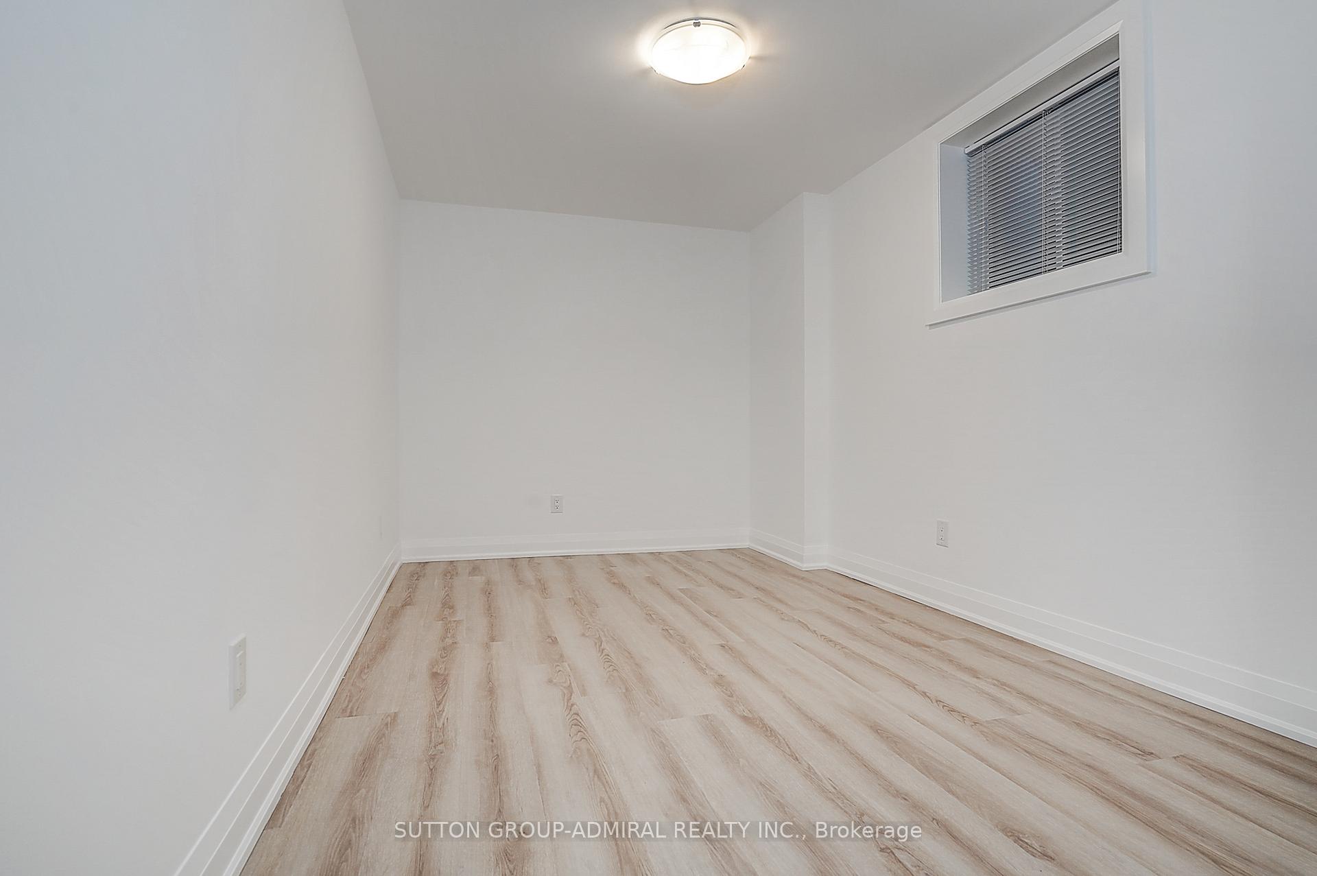 Photo 12 of Unit Main & Basement, 166 Vaughan Road, Toronto, Humewood-Cedarvale — HOMEH
