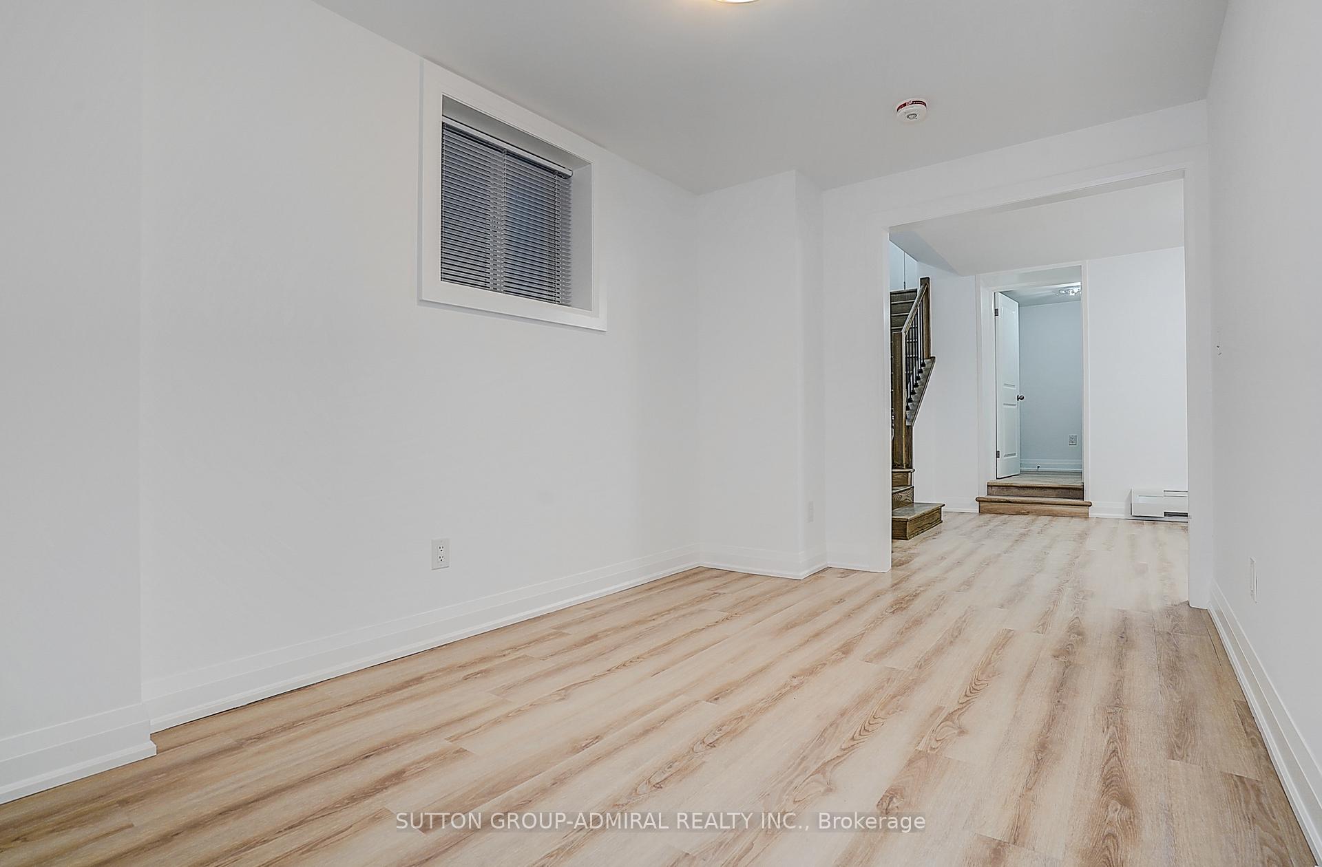 Photo 14 of Unit Main & Basement, 166 Vaughan Road, Toronto, Humewood-Cedarvale — HOMEH