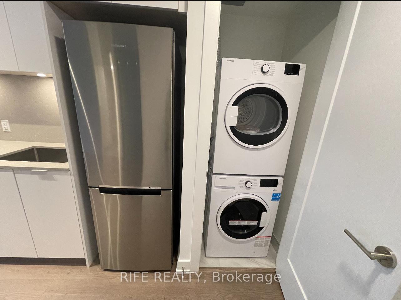 Photo 4 of Unit 703, 9 Clegg Road, Markham, Unionville — HOMEH