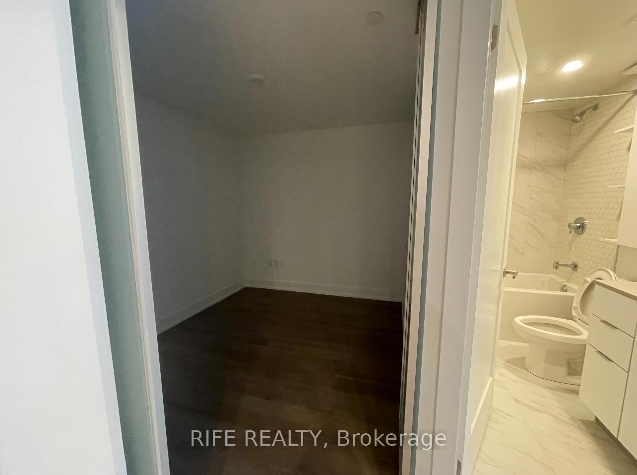 Photo 7 of Unit 703, 9 Clegg Road, Markham, Unionville — HOMEH