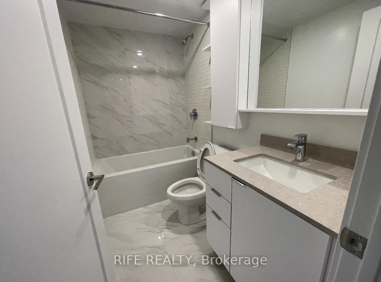 Photo 5 of Unit 703, 9 Clegg Road, Markham, Unionville — HOMEH