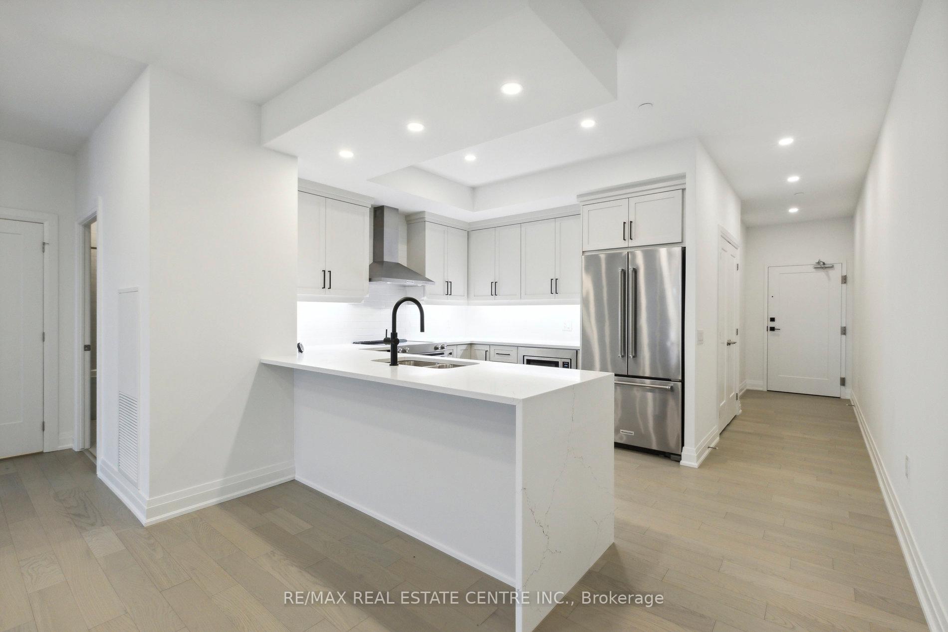 Photo 6 of Unit 602, 71 Wyndham Street, Guelph, St. Patrick's Ward — HOMEH