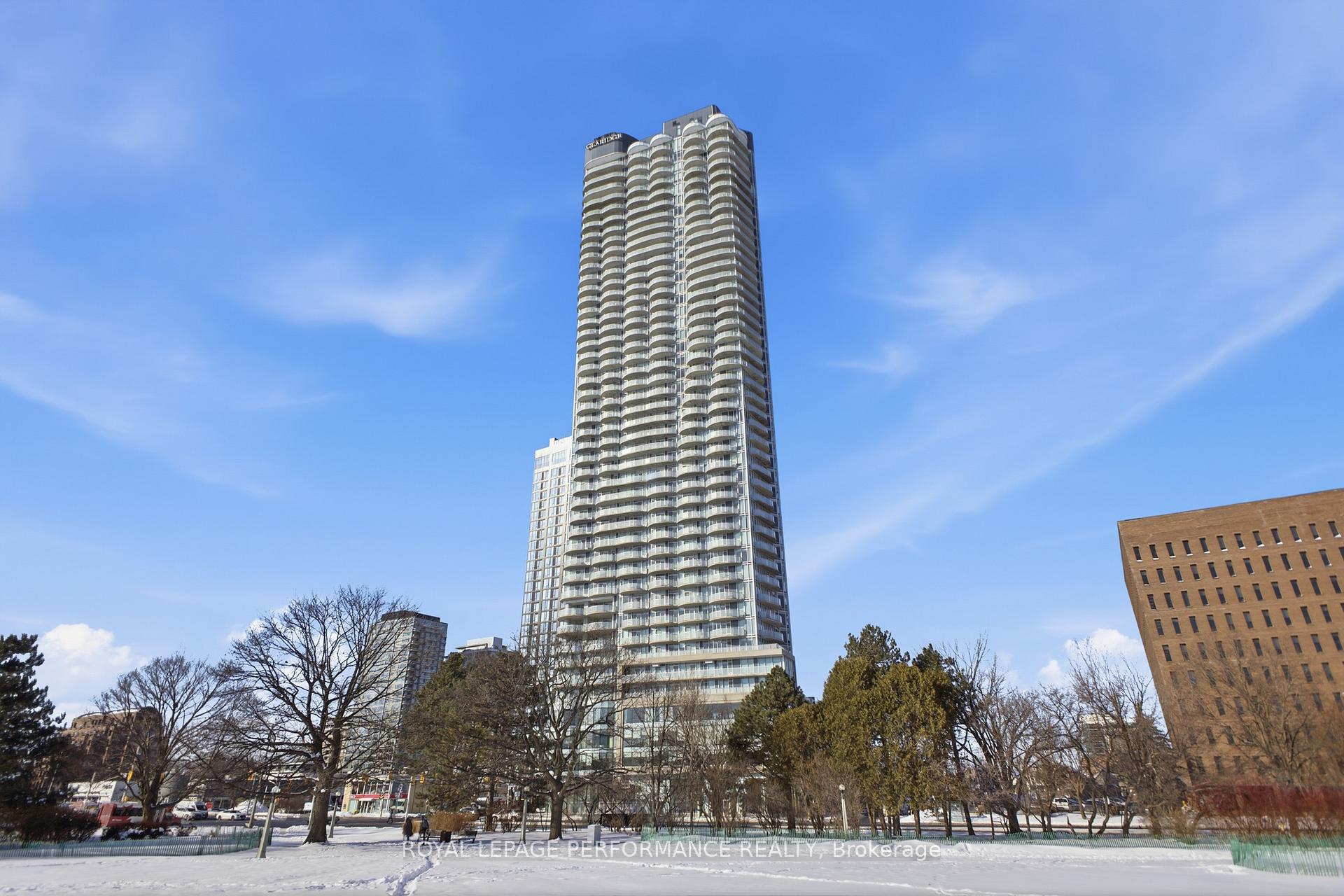Front of Unit 3502, 805 Carling Avenue