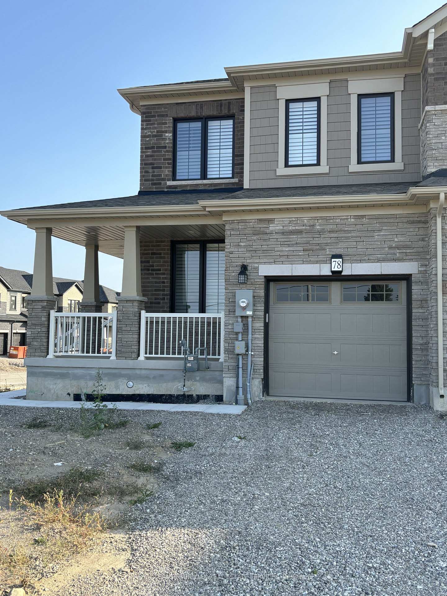 Photo 3 of 78 Granville Crescent, Haldimand — HOMEH