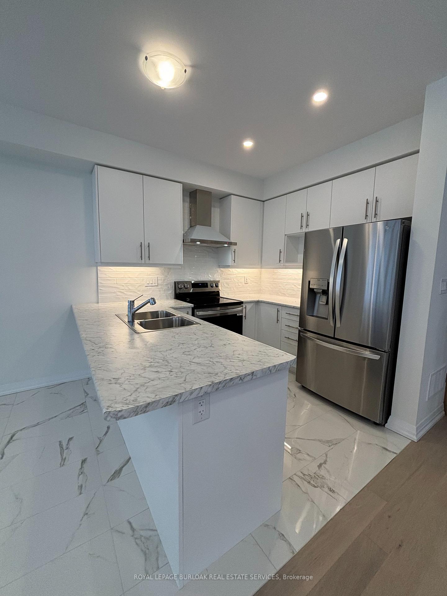 Photo 6 of 78 Granville Crescent, Haldimand — HOMEH