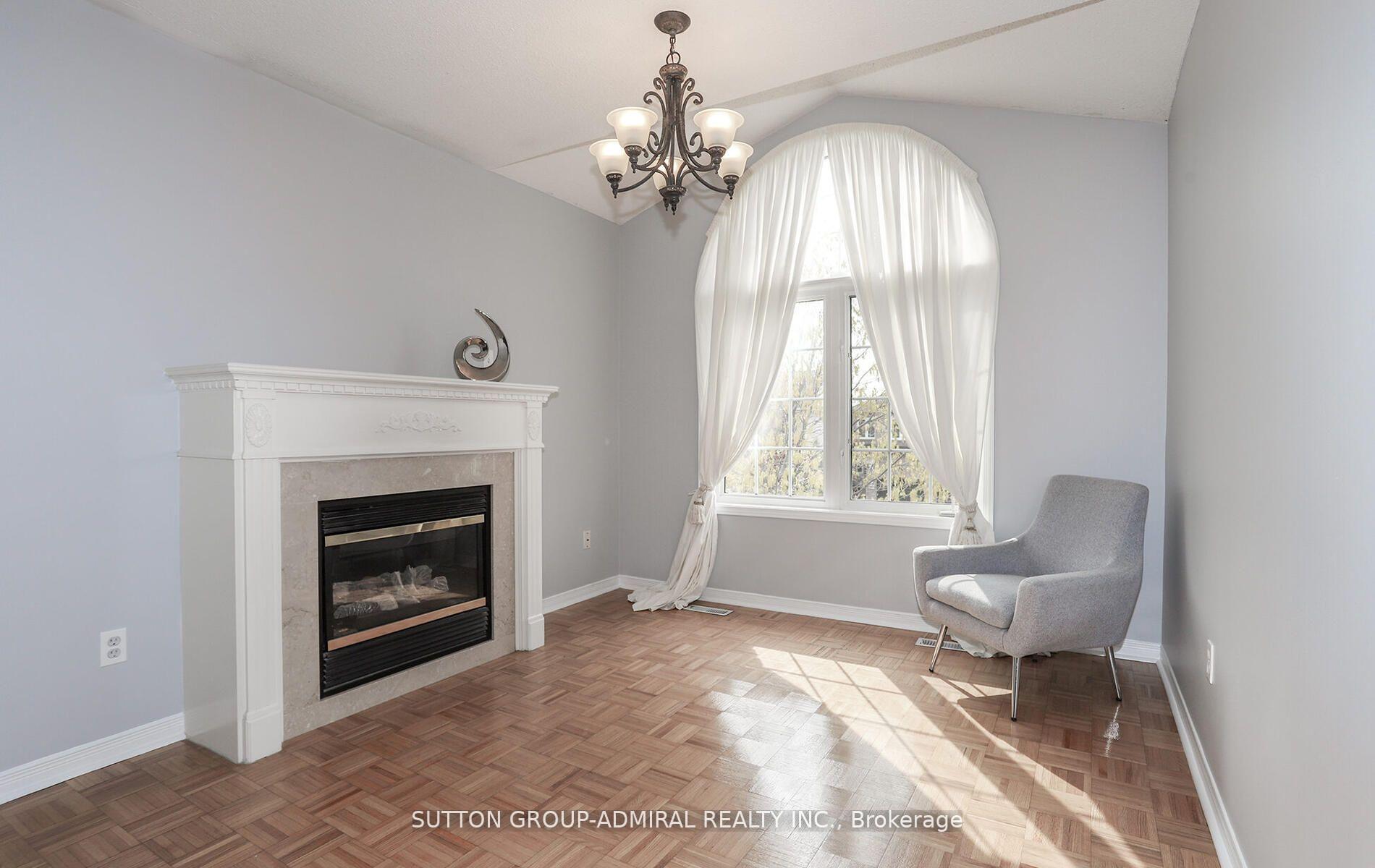 Photo 34 of 49 National Pine Drive, Vaughan, Vellore Village — HOMEH