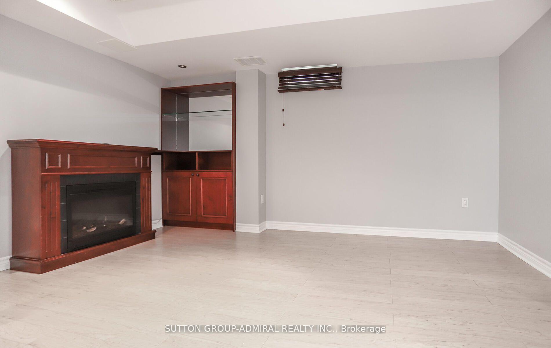 Photo 25 of 49 National Pine Drive, Vaughan, Vellore Village — HOMEH