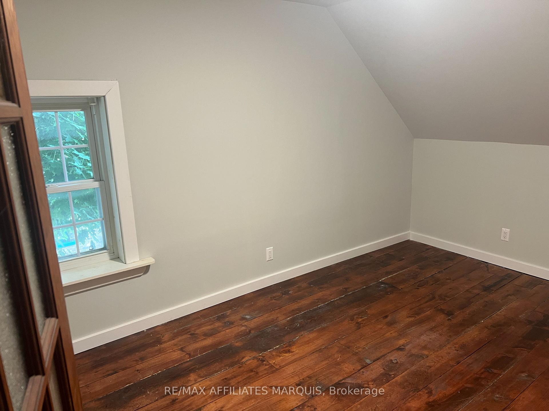 Photo 46 of 122 Chambers Street, Smiths Falls — HOMEH