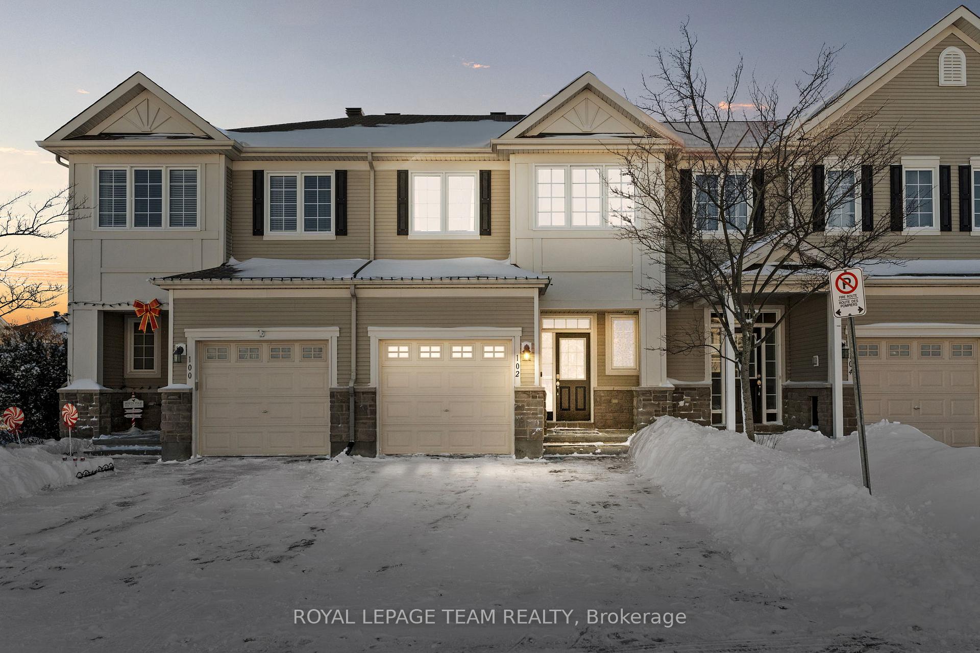 Front of 102 Lochnaw Private