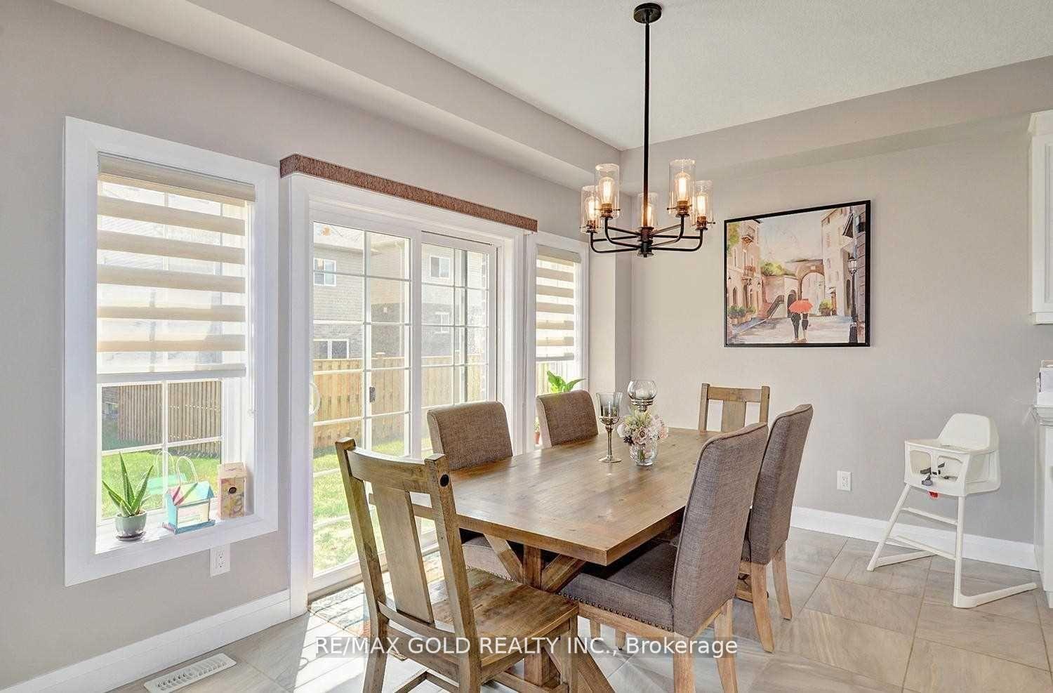 Photo 9 of Unit Upper, 201 Tall Grass Crescent, Kitchener, Doon South — HOMEH
