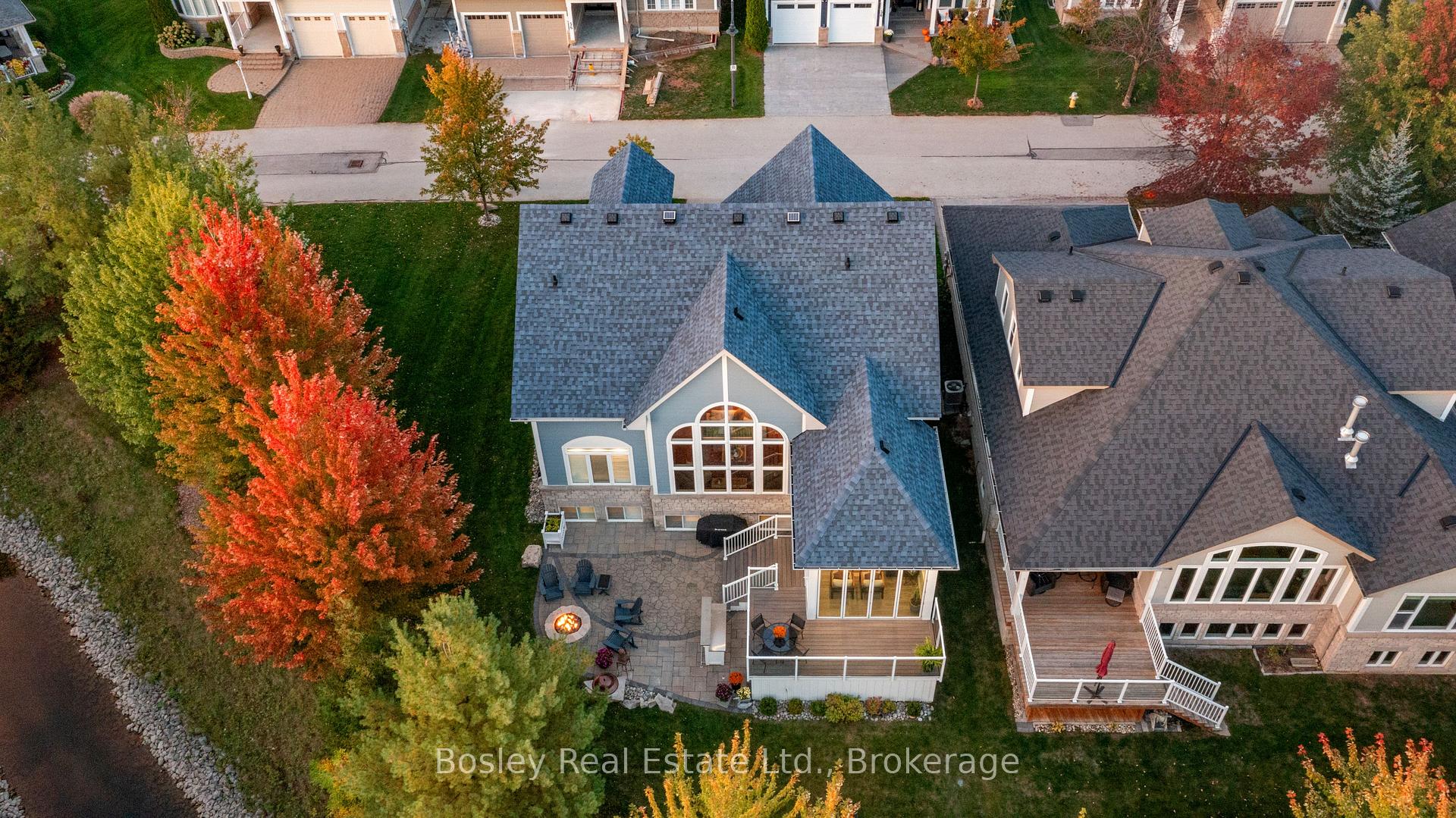 Photo 2 of 55 Waterfront Circle, Collingwood — HOMEH