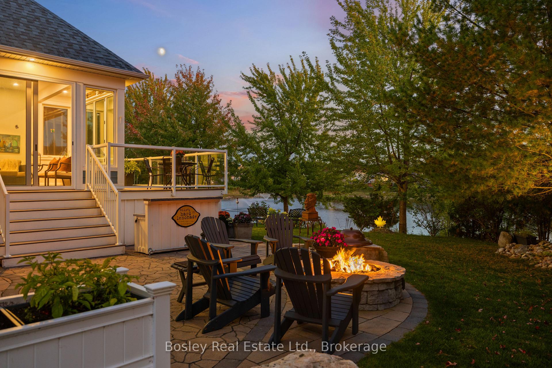 Photo 4 of 55 Waterfront Circle, Collingwood — HOMEH