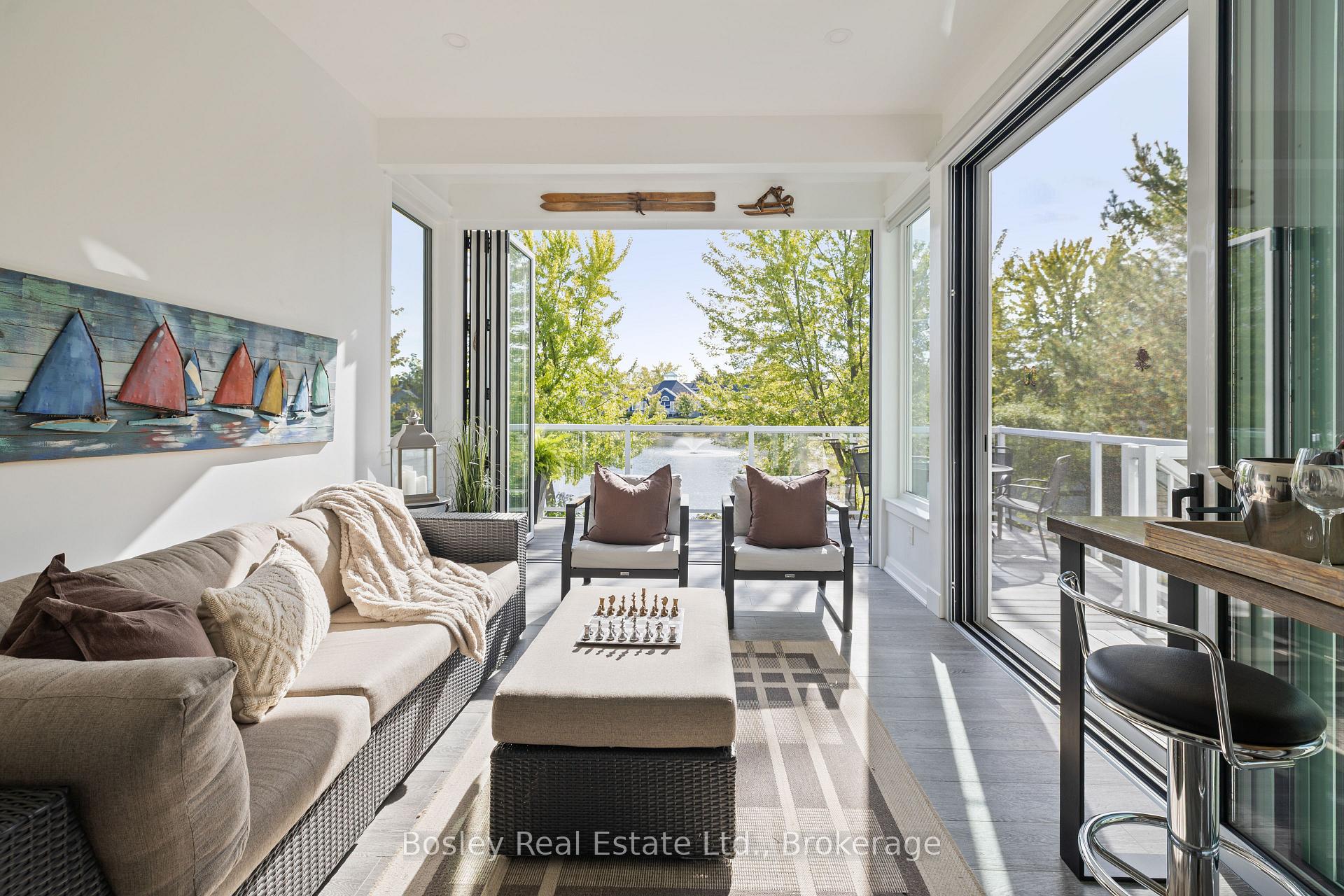 Photo 29 of 55 Waterfront Circle, Collingwood — HOMEH