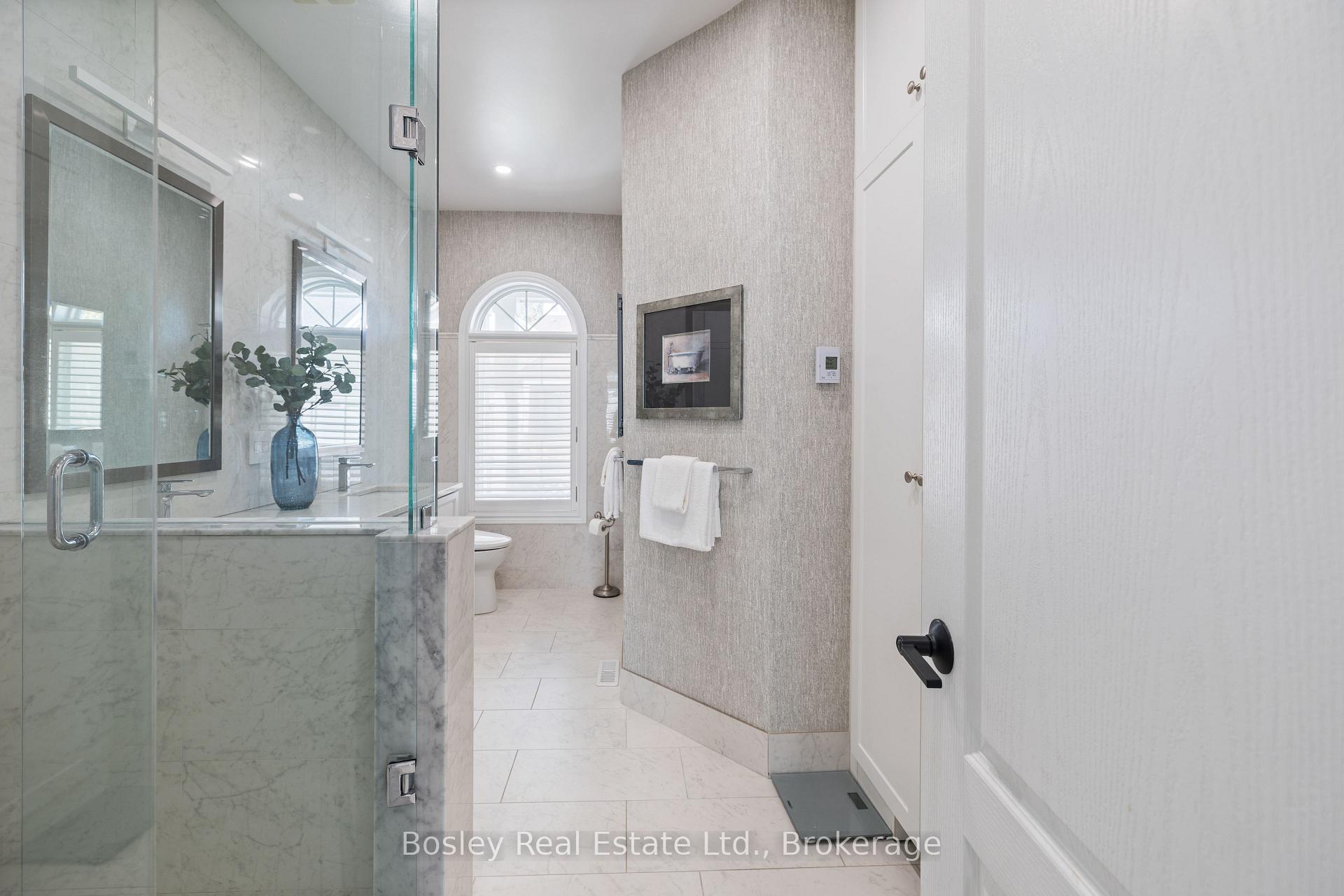 Photo 32 of 55 Waterfront Circle, Collingwood — HOMEH