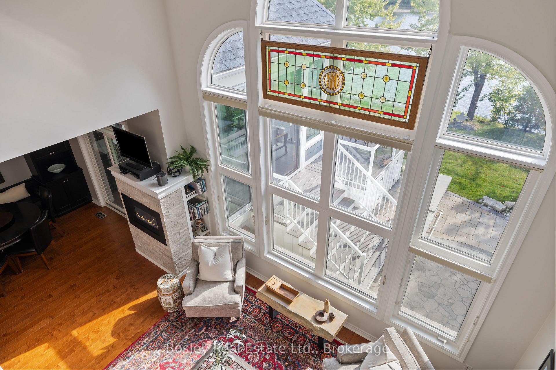 Photo 37 of 55 Waterfront Circle, Collingwood — HOMEH