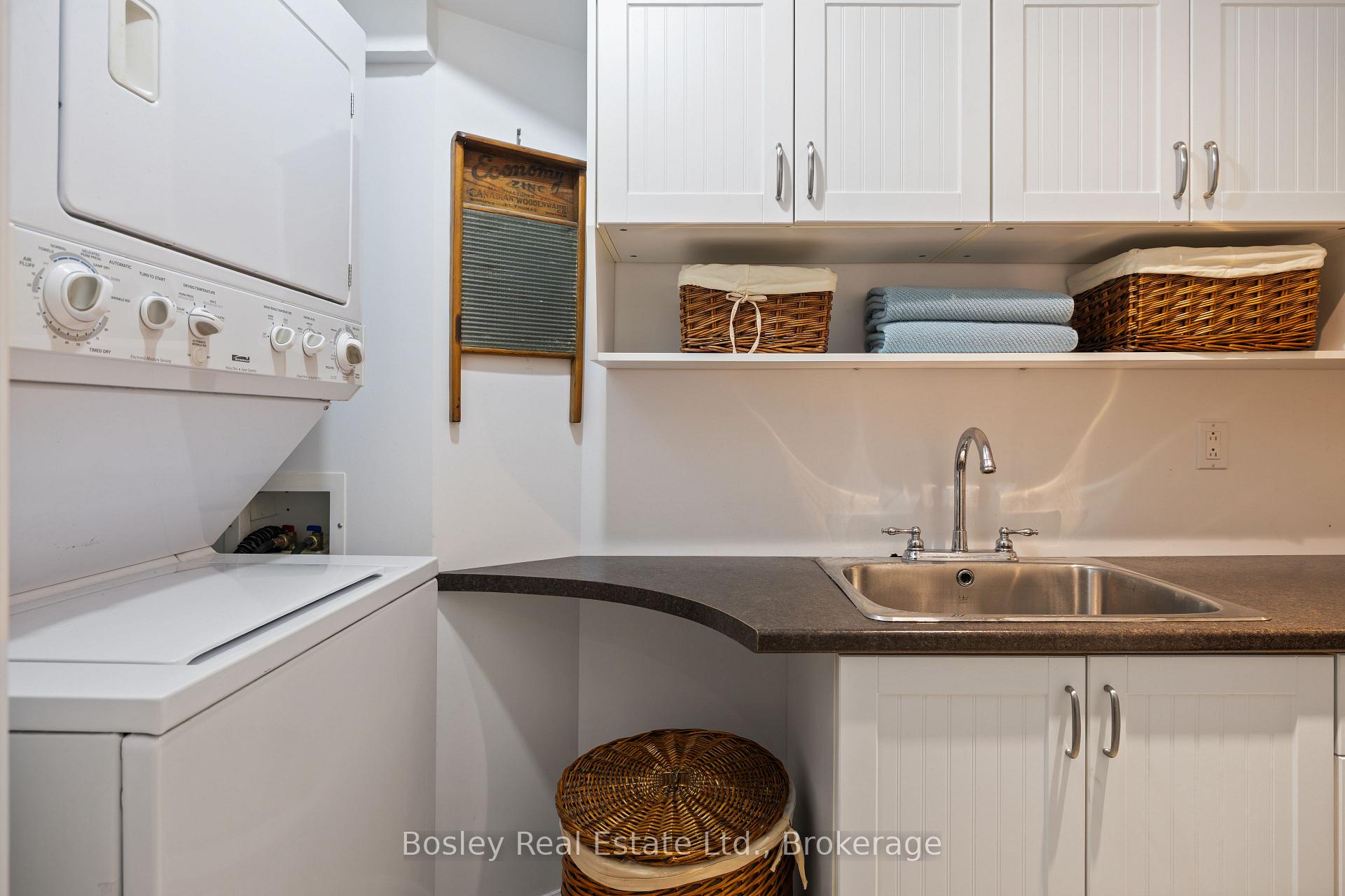 Photo 16 of 55 Waterfront Circle, Collingwood — HOMEH