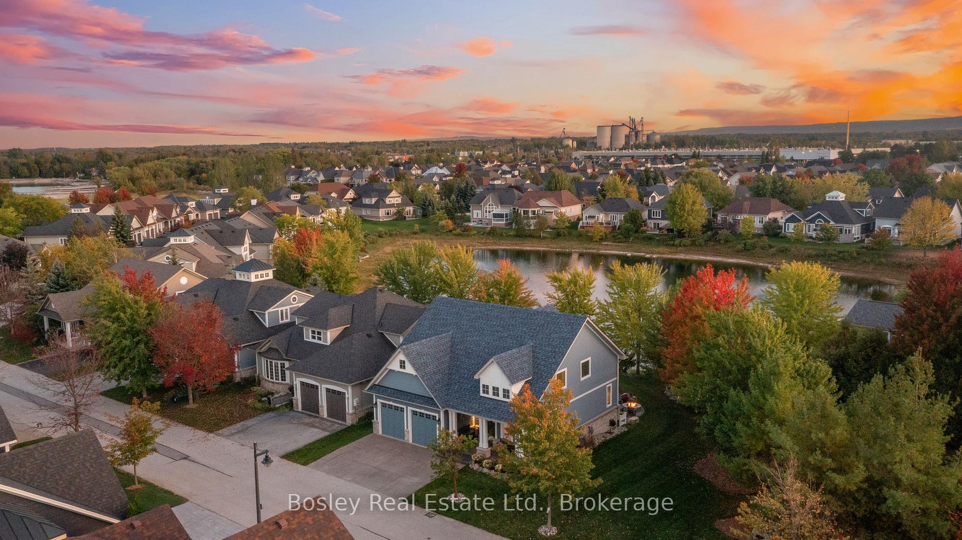 Photo 41 of 55 Waterfront Circle, Collingwood — HOMEH