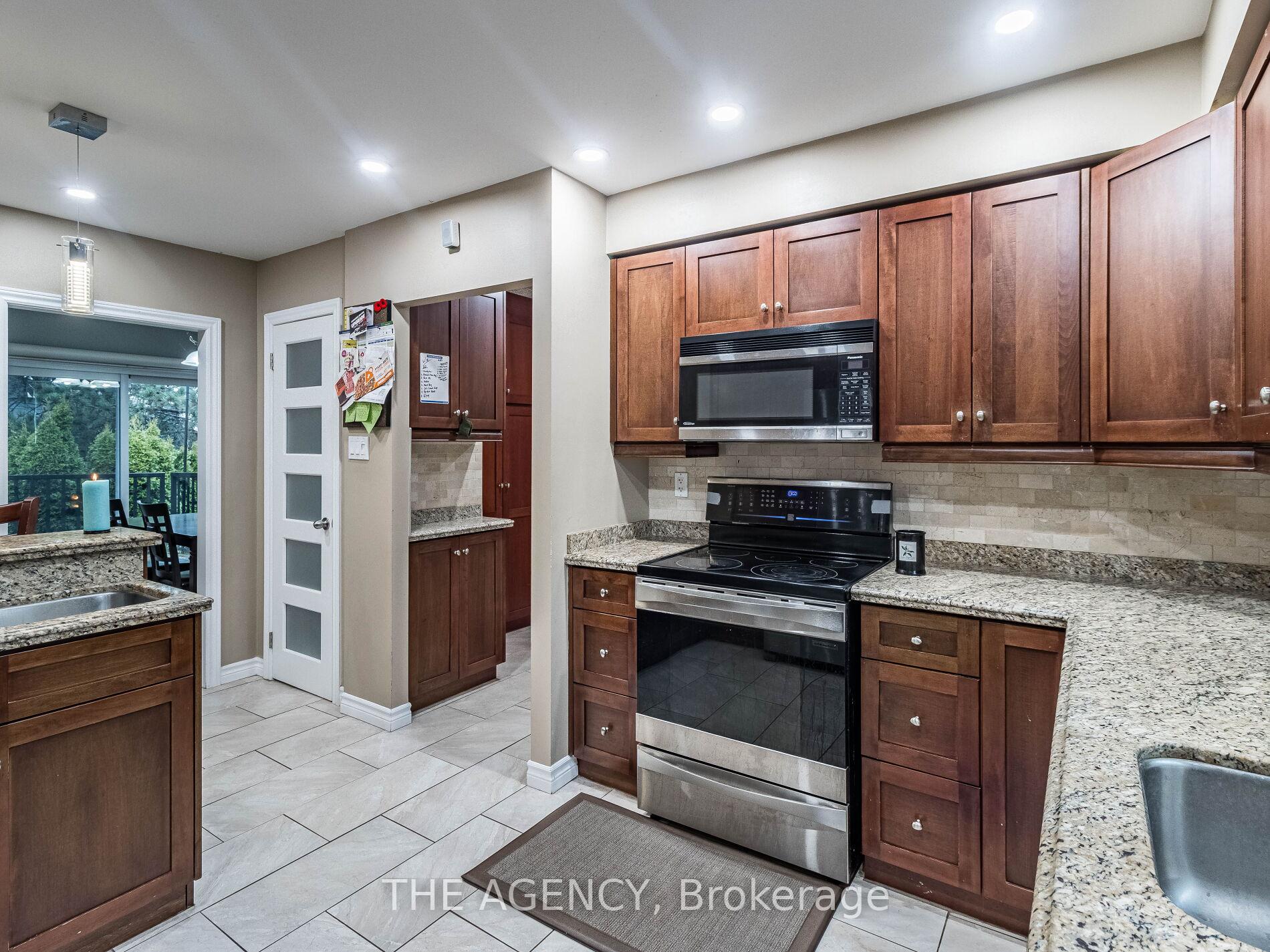 Photo 39 of 29 Culpepper Drive, Waterloo, Maple Hills — HOMEH