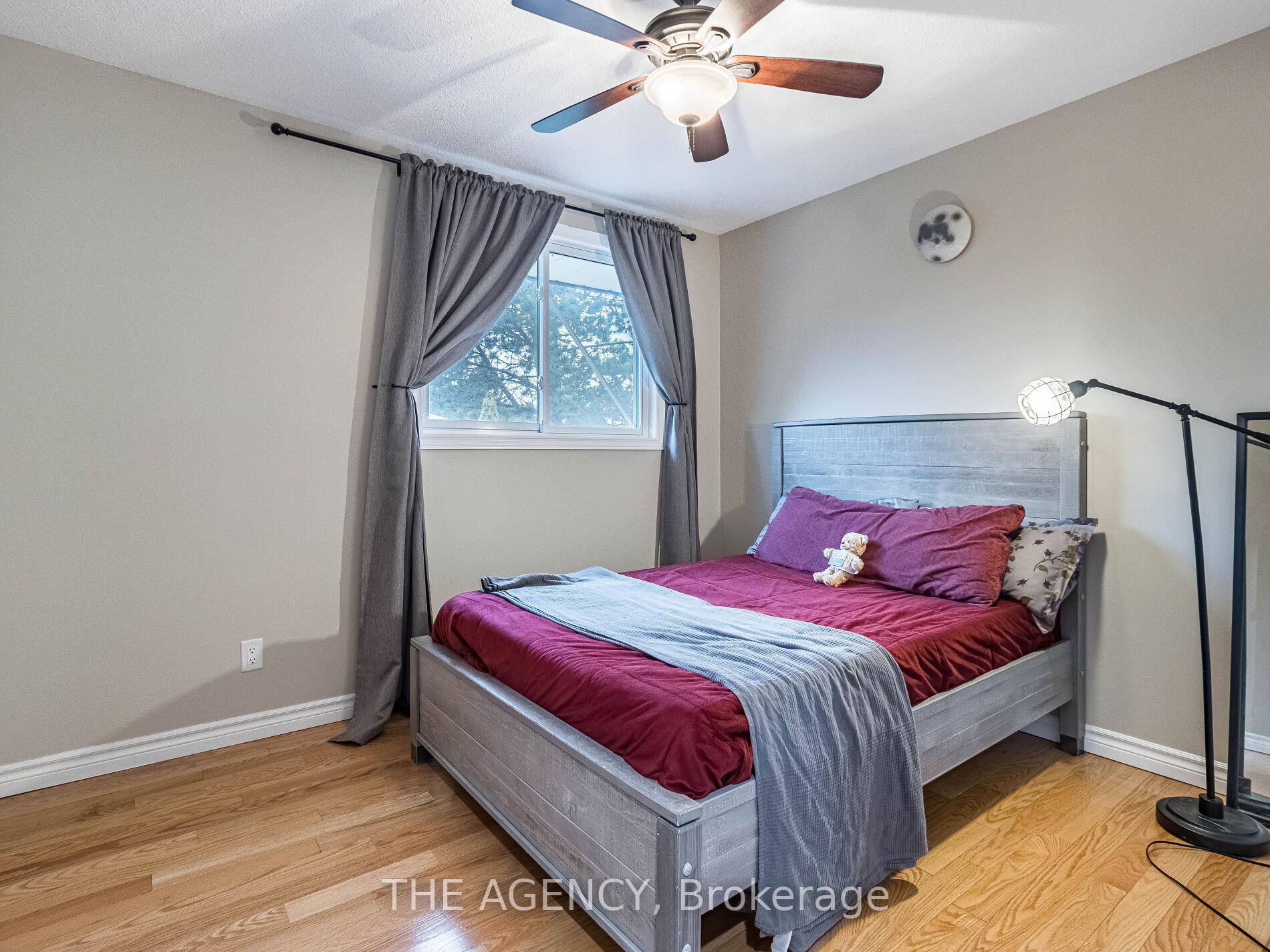 Photo 10 of 29 Culpepper Drive, Waterloo, Maple Hills — HOMEH