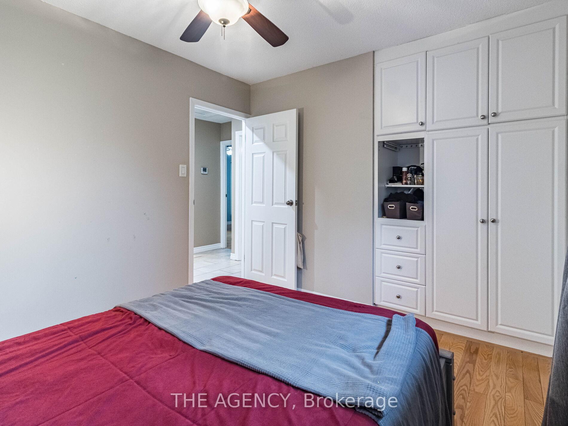 Photo 17 of 29 Culpepper Drive, Waterloo, Maple Hills — HOMEH