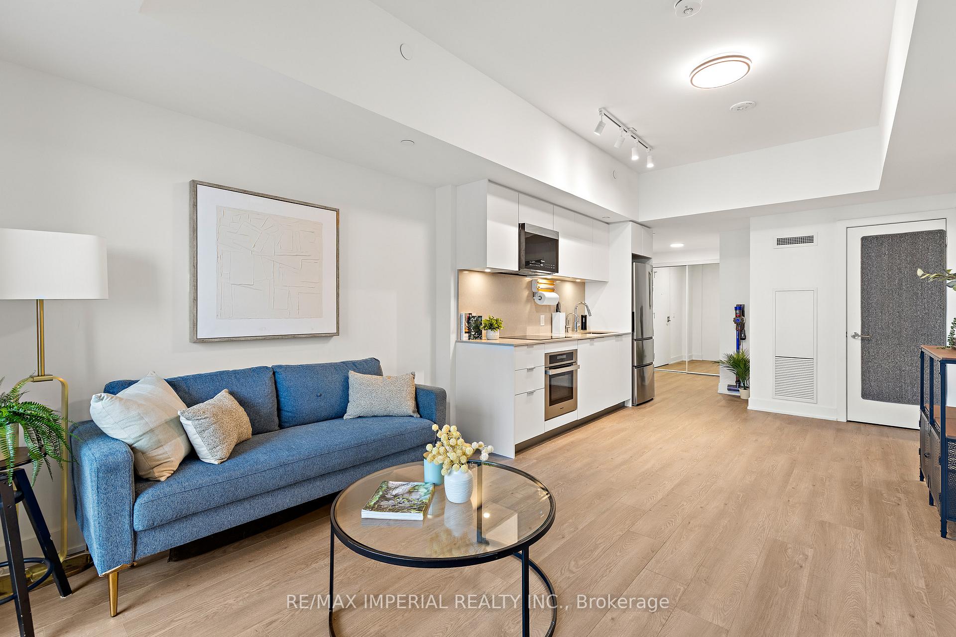 Photo 2 of Unit 1911, 8 Cedarland Drive, Markham, Unionville — HOMEH